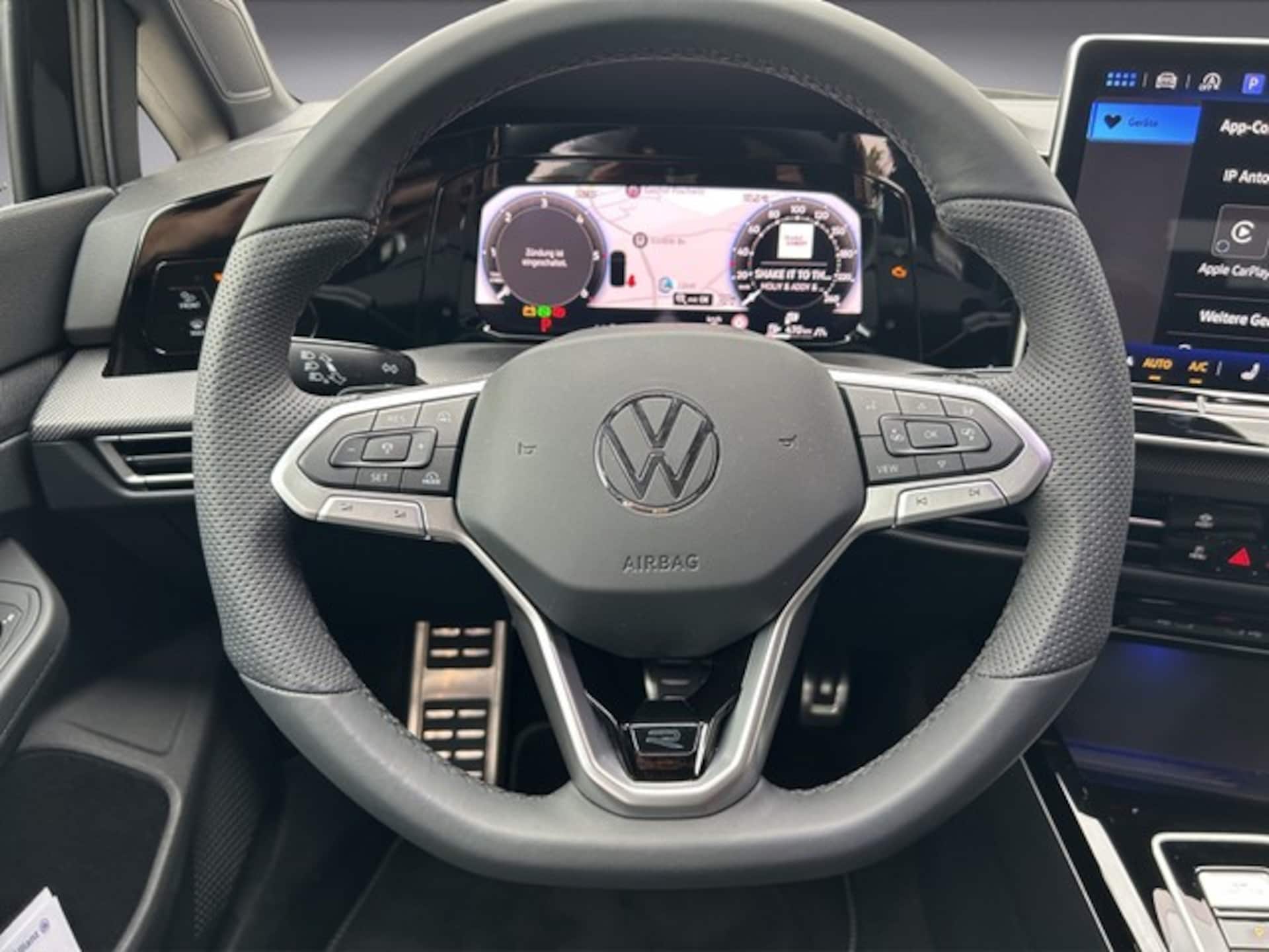 Volkswagen Golf Variant R-Line