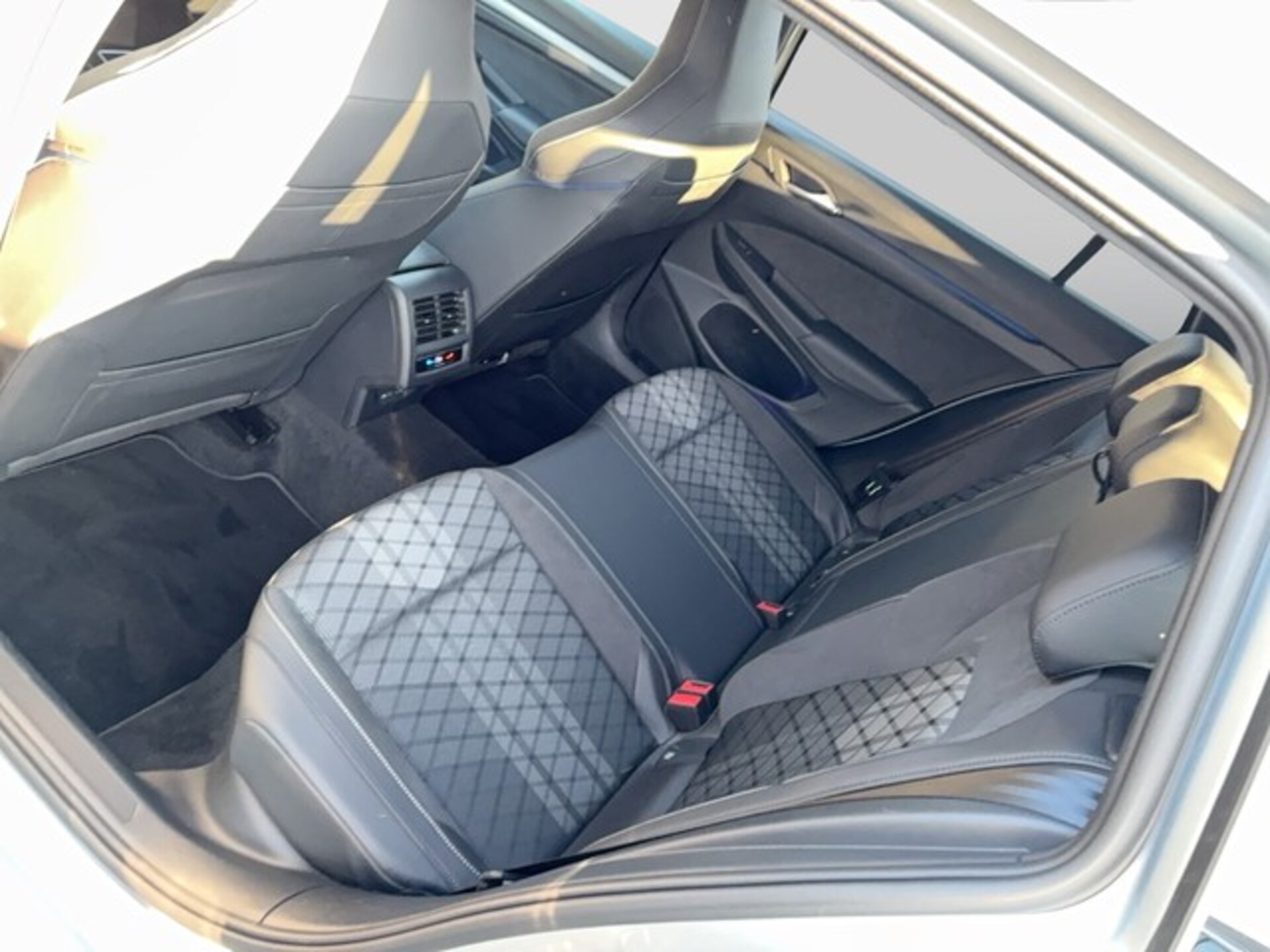 Volkswagen Golf Variant R-Line