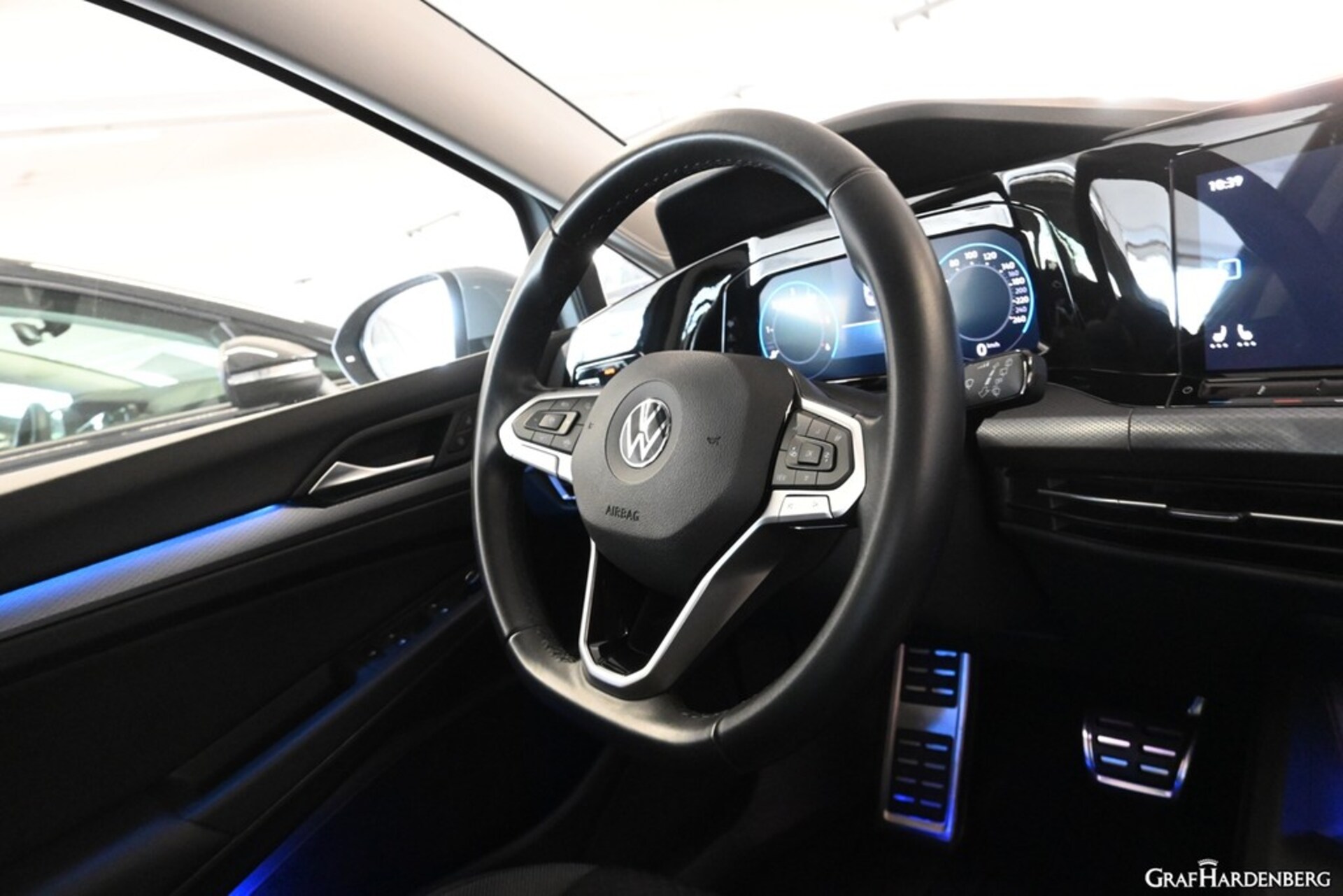 Volkswagen Golf Active