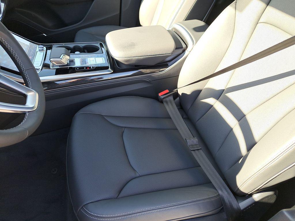 2026 Audi Q8 Premium Plus - Photo 18