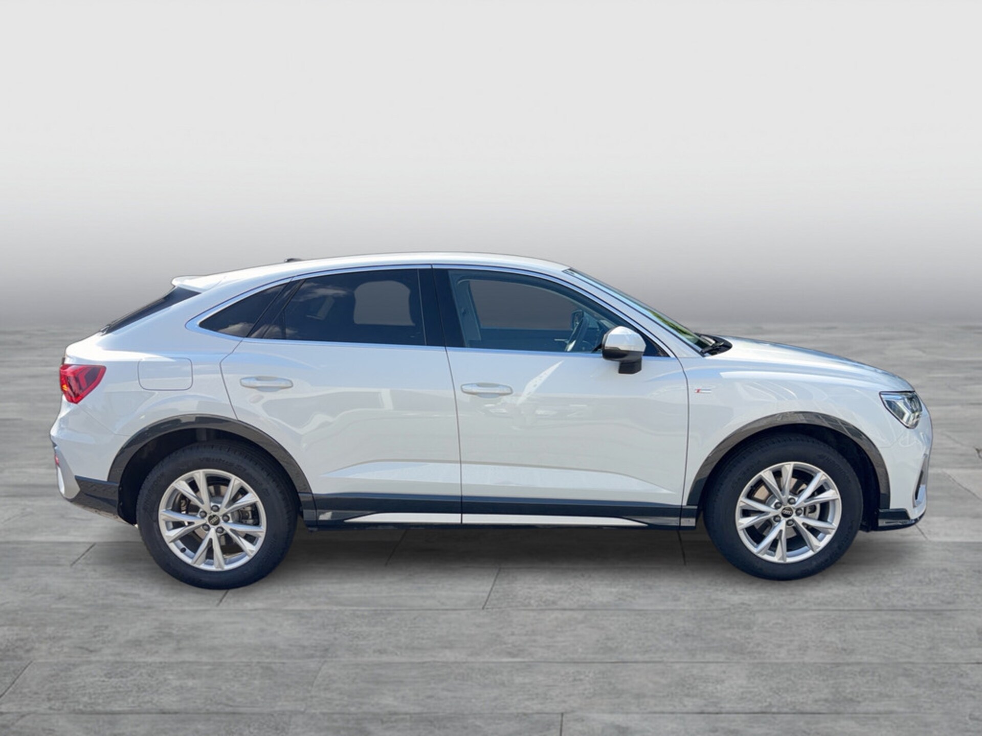 Audi Q3 Sportback S line