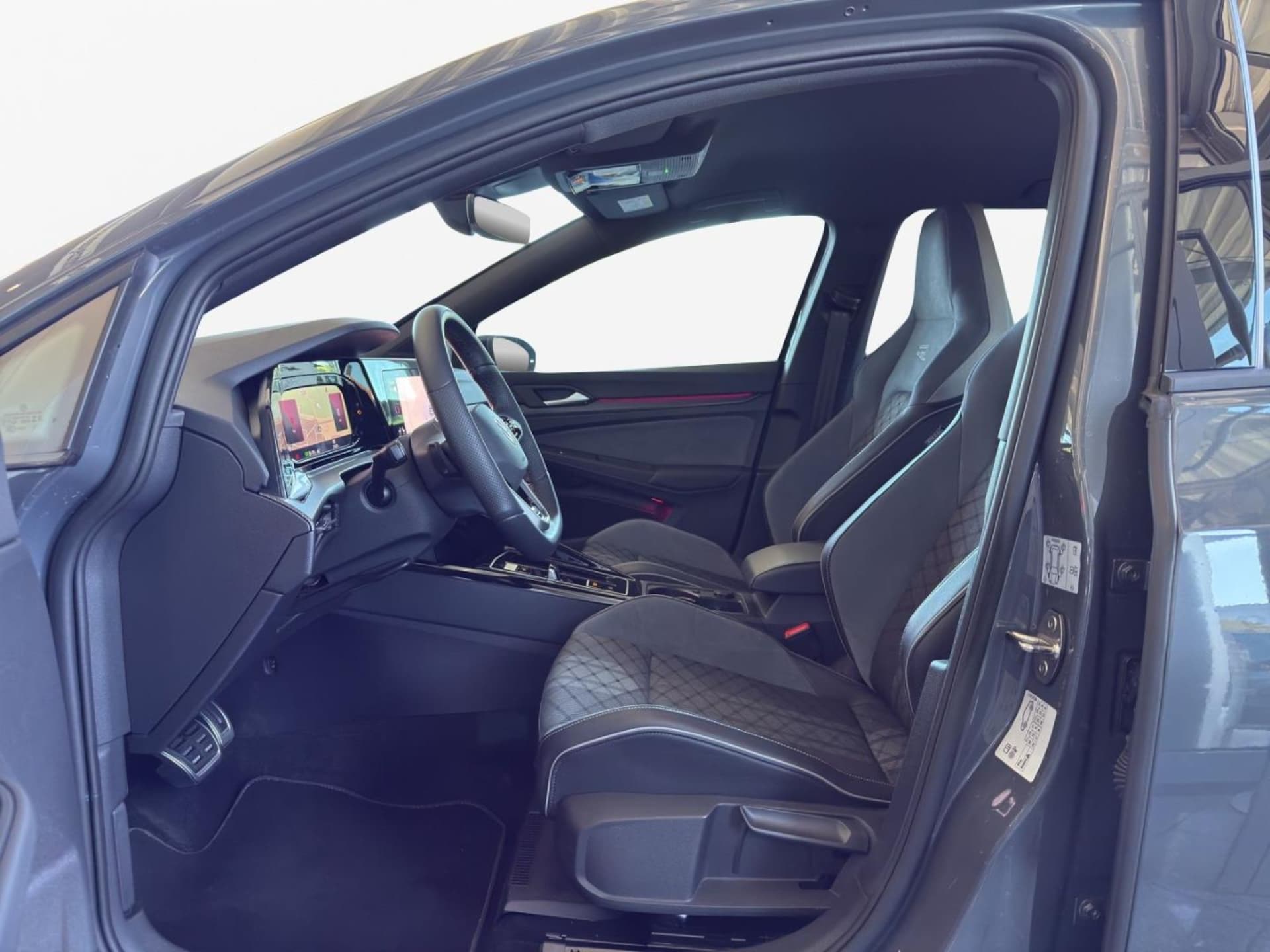 Volkswagen Golf R-Line