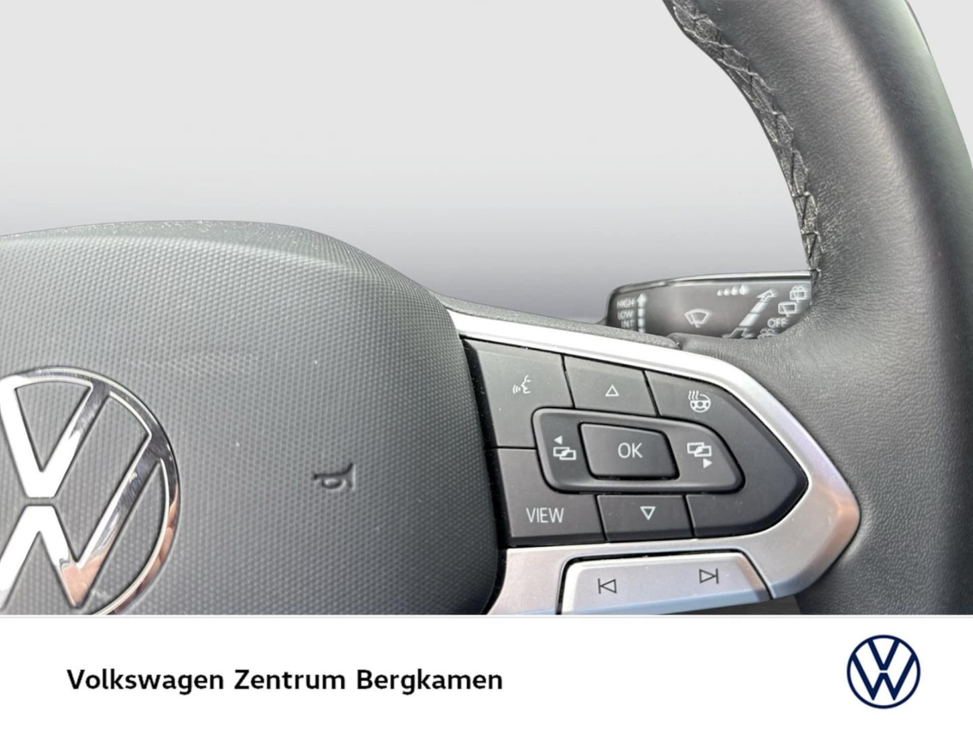 Volkswagen Golf Style