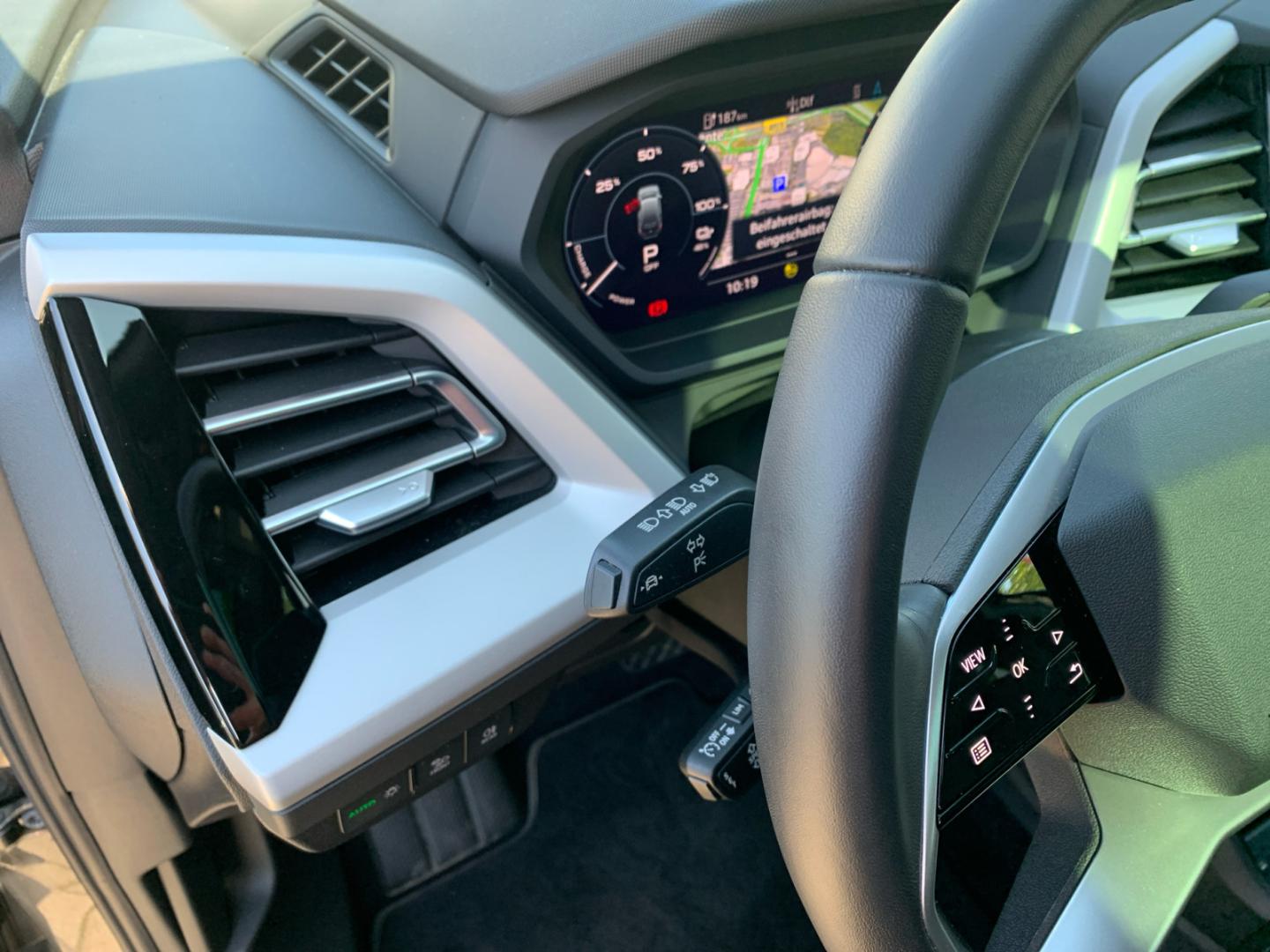 Image about Audi Q4 e-tron 40 e-tron