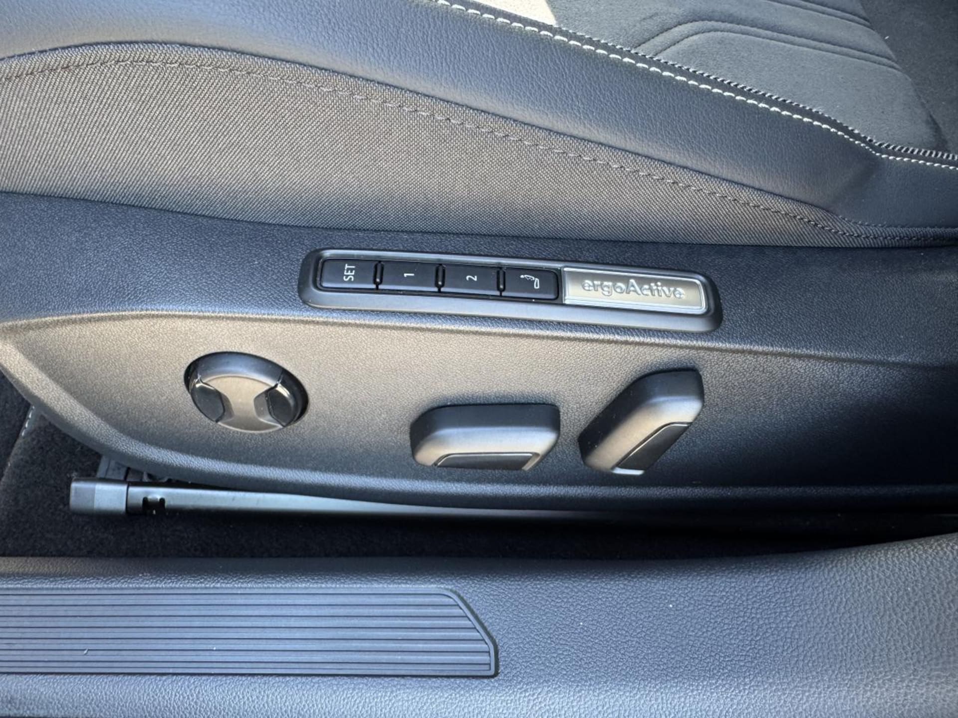 Volkswagen Golf Variant Style