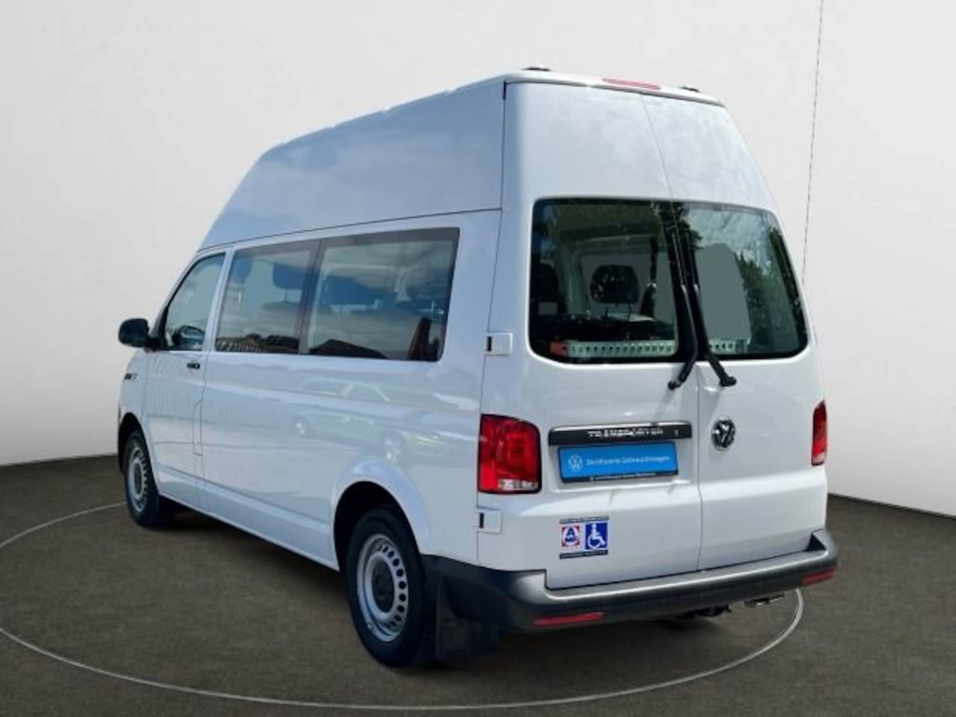 Volkswagen T6.1 Transporter Kombi langer Radstand