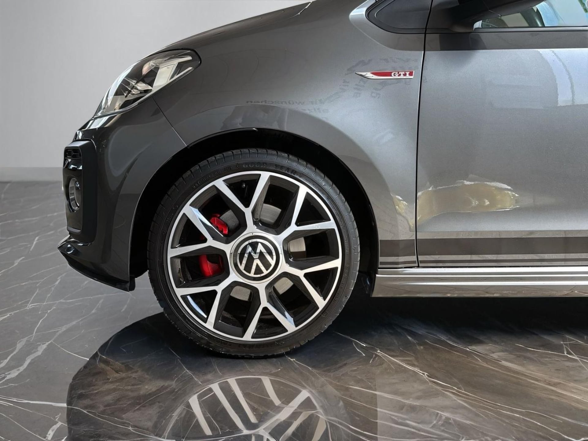 Volkswagen up! GTI