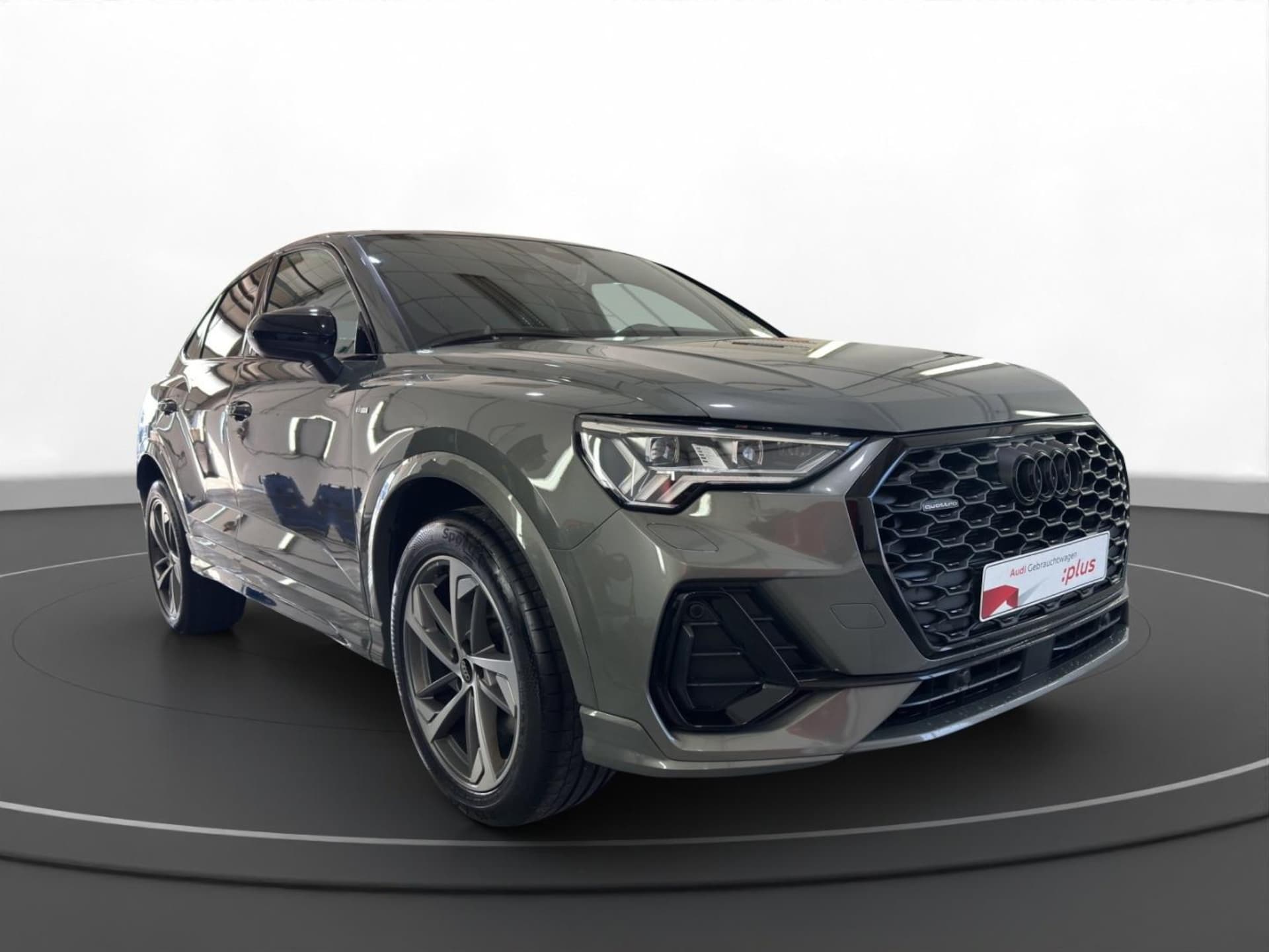 Audi Q3 Sportback S line