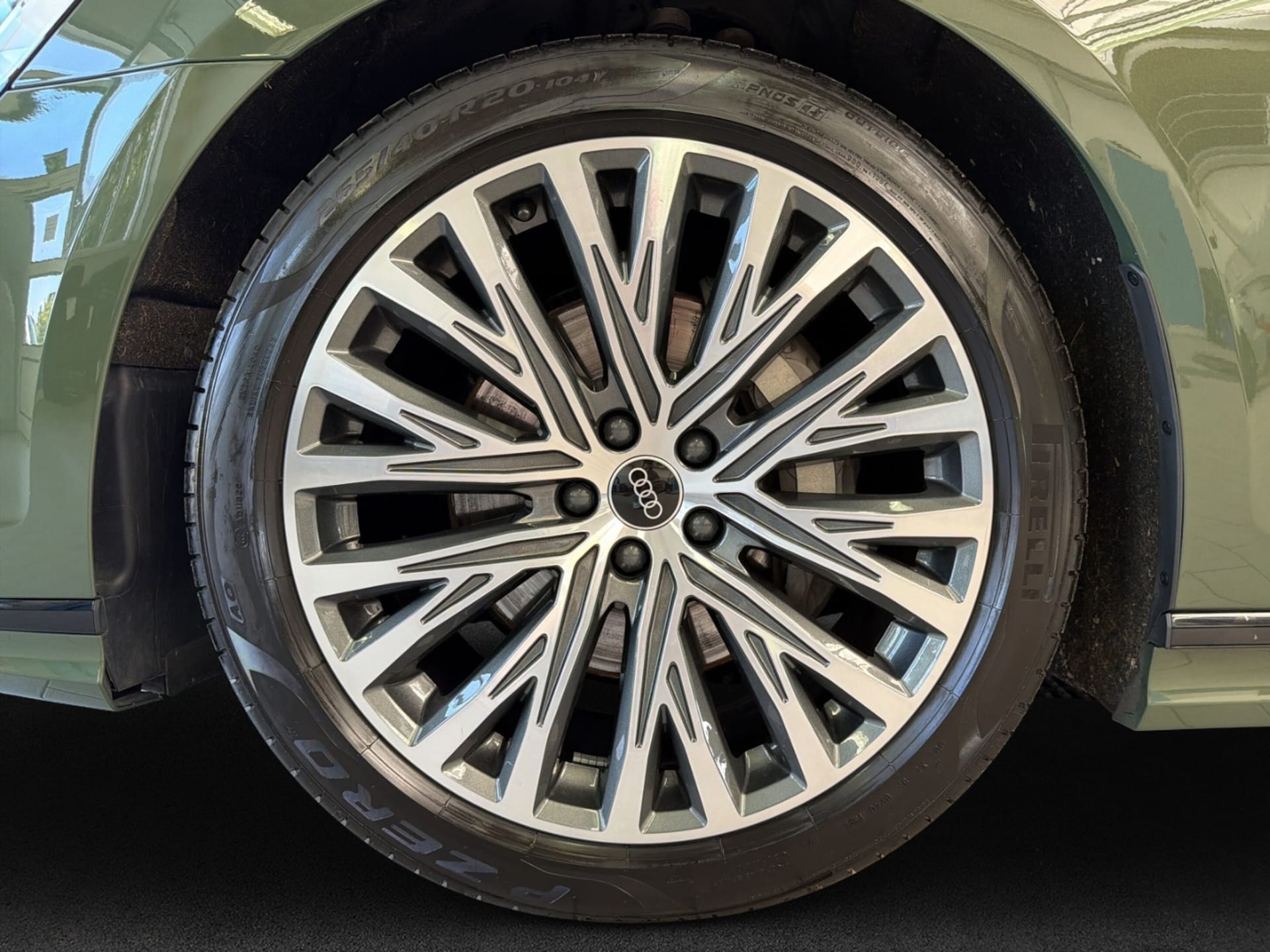 Audi A8