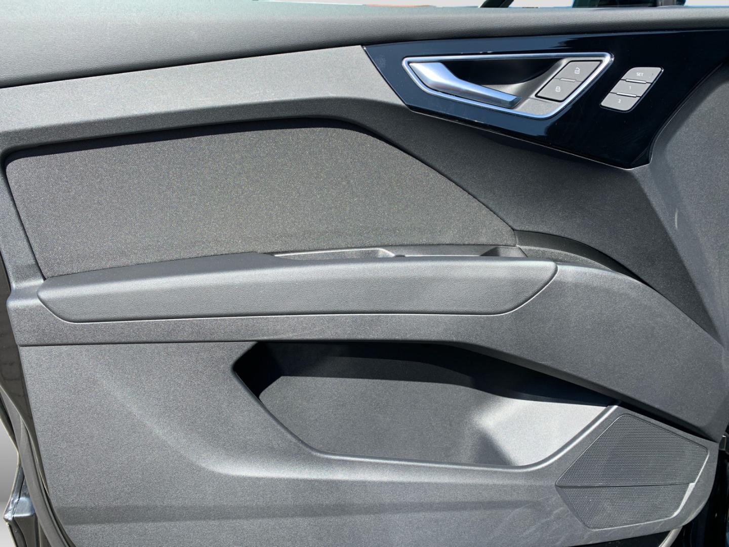 Image about Audi Q4 e-tron 40 e-tron