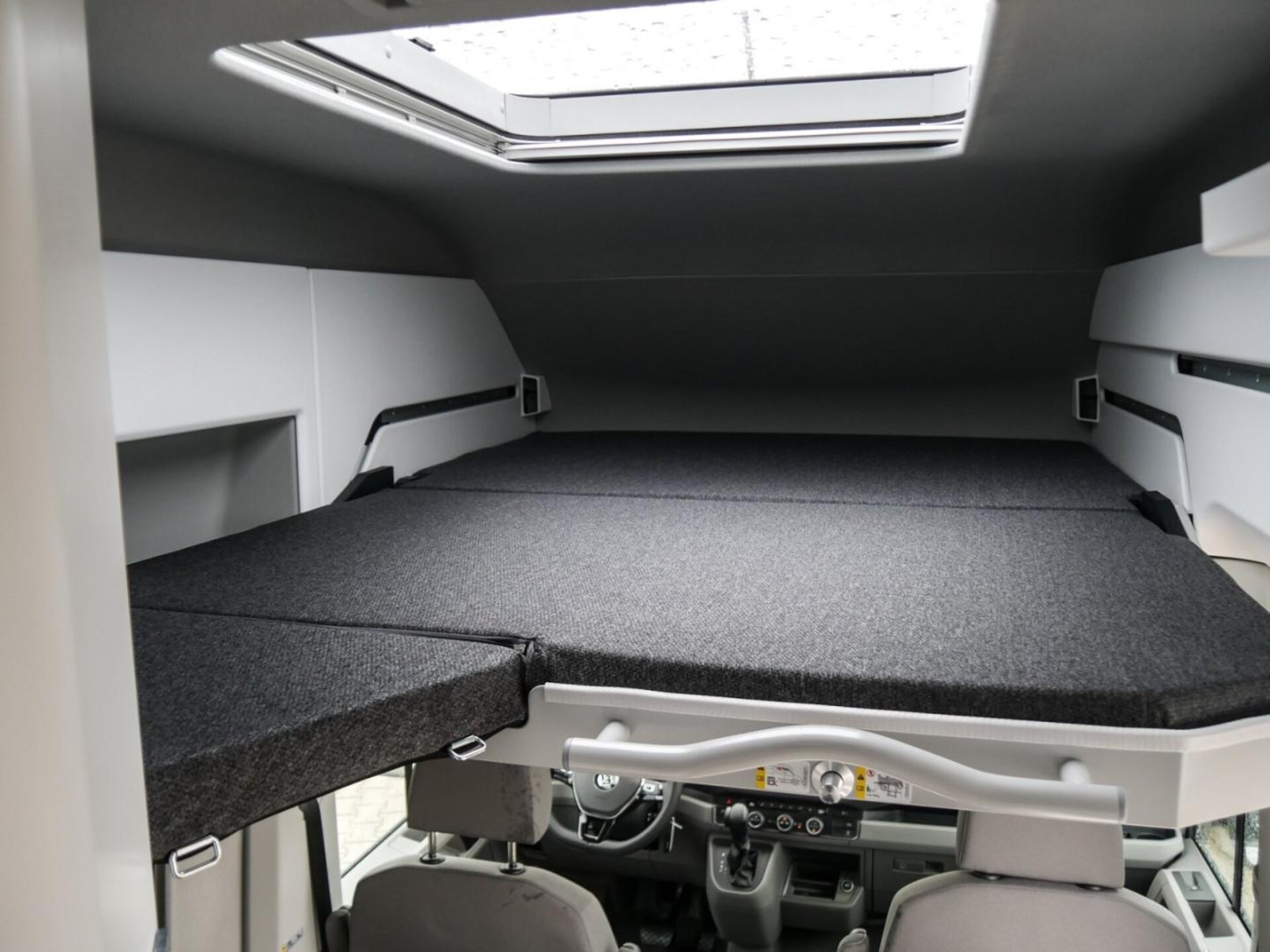 Volkswagen Grand California 600