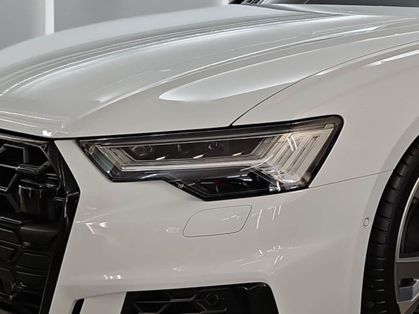 Bild über Audi S6 Avant TDI quattro tiptronic - für weitere Informationen kontaktieren Sie den Audi Partner