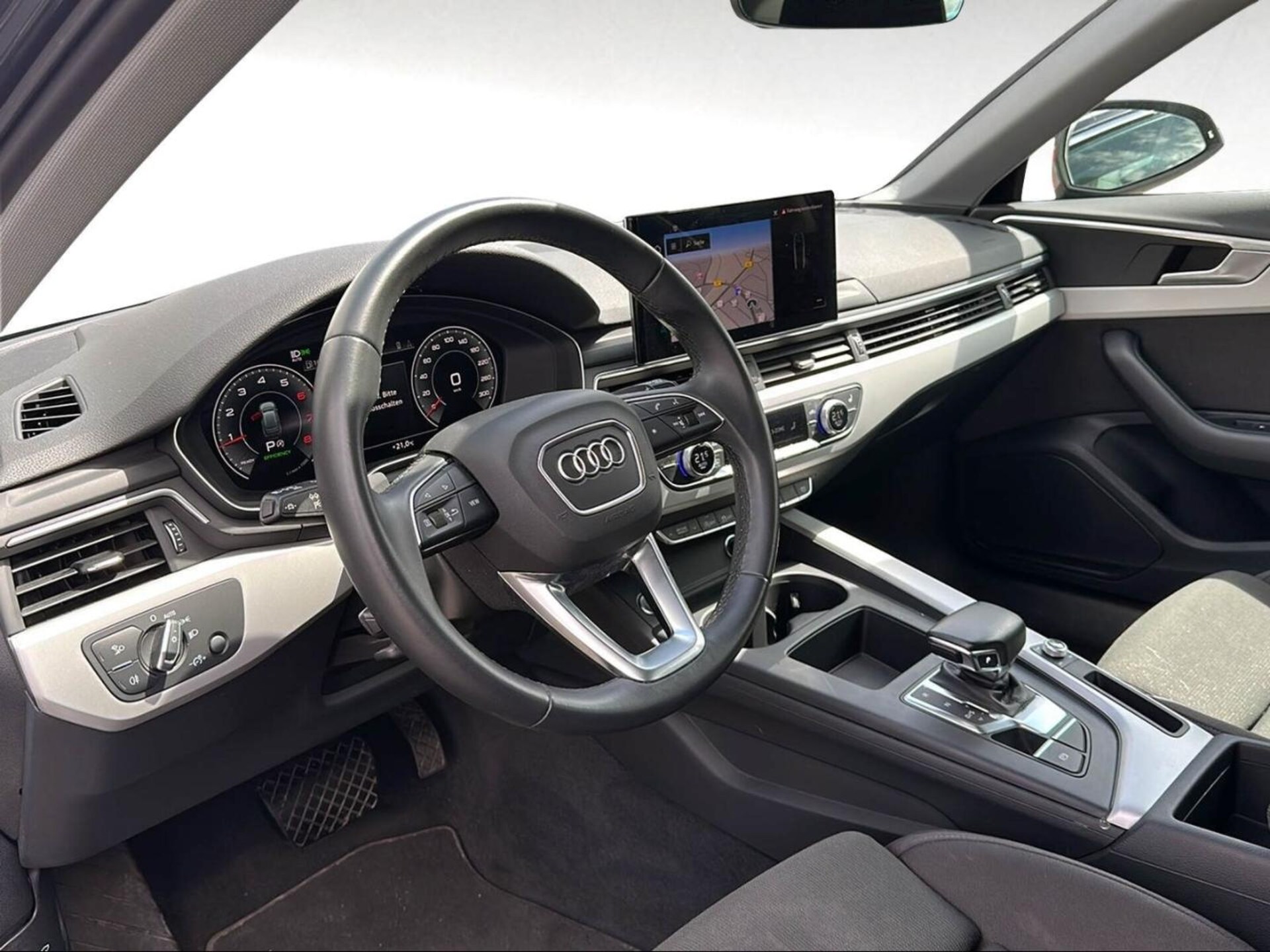 Audi A4 Avant S line