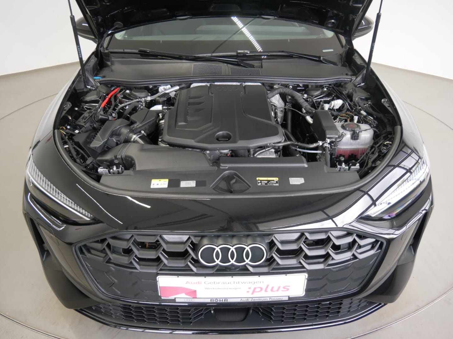 Bild über Audi A5 Avant TFSI S tronic - für weitere Informationen kontaktieren Sie den Audi Partner