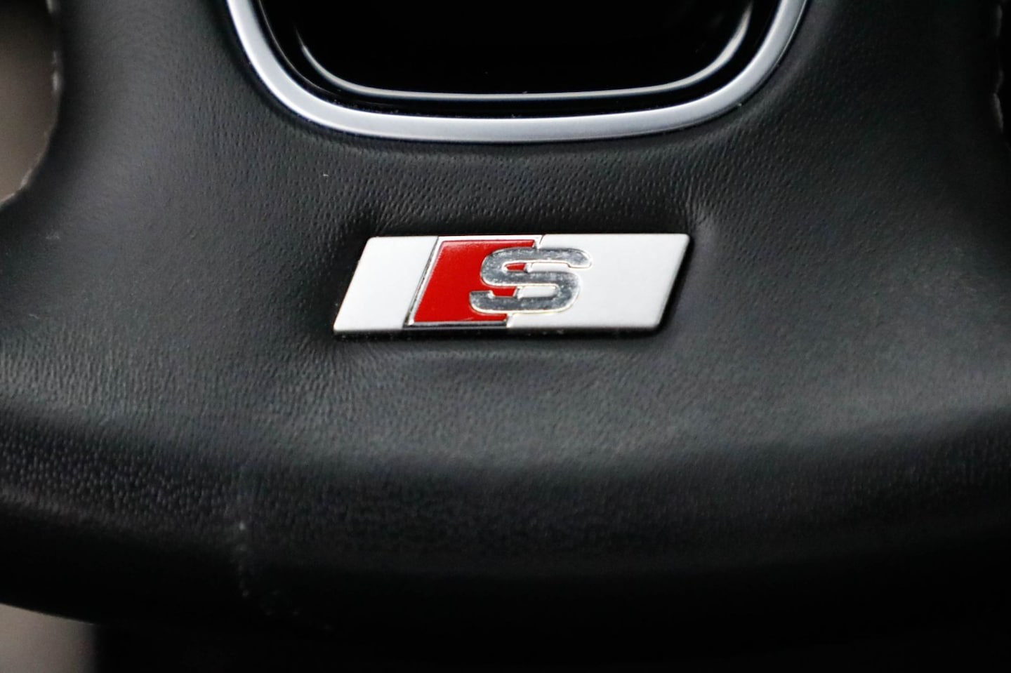 Bild über Audi A3 Sportback advanced 35 TFSI S tronic - für weitere Informationen kontaktieren Sie den Audi Partner