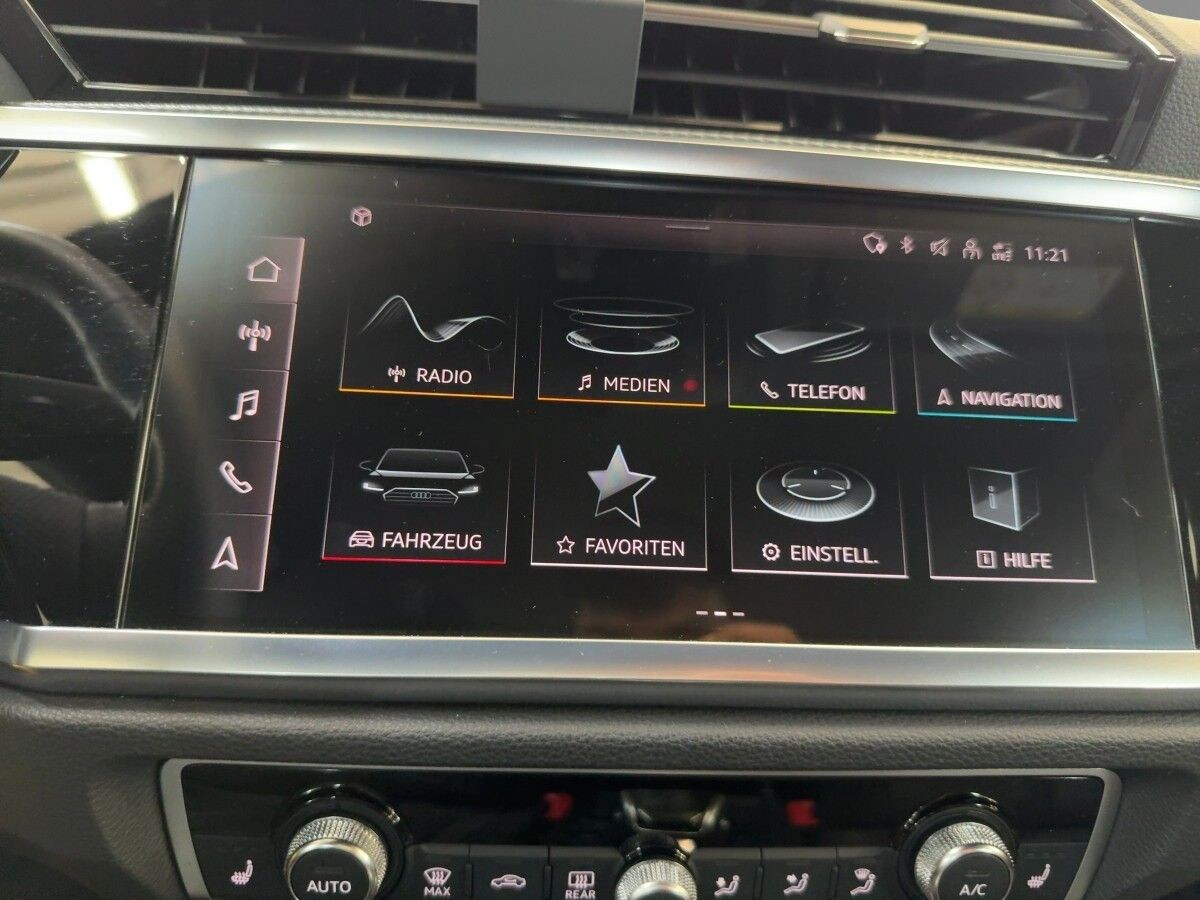 Image about Audi Q3 45 TFSI quattro S tronic