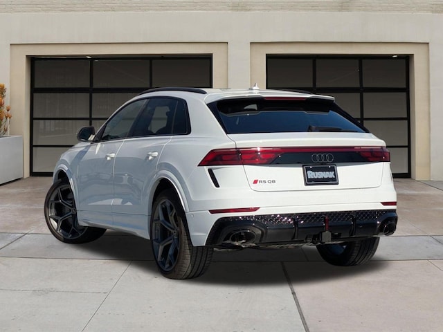 2026 Audi RS Q8 SUV performance