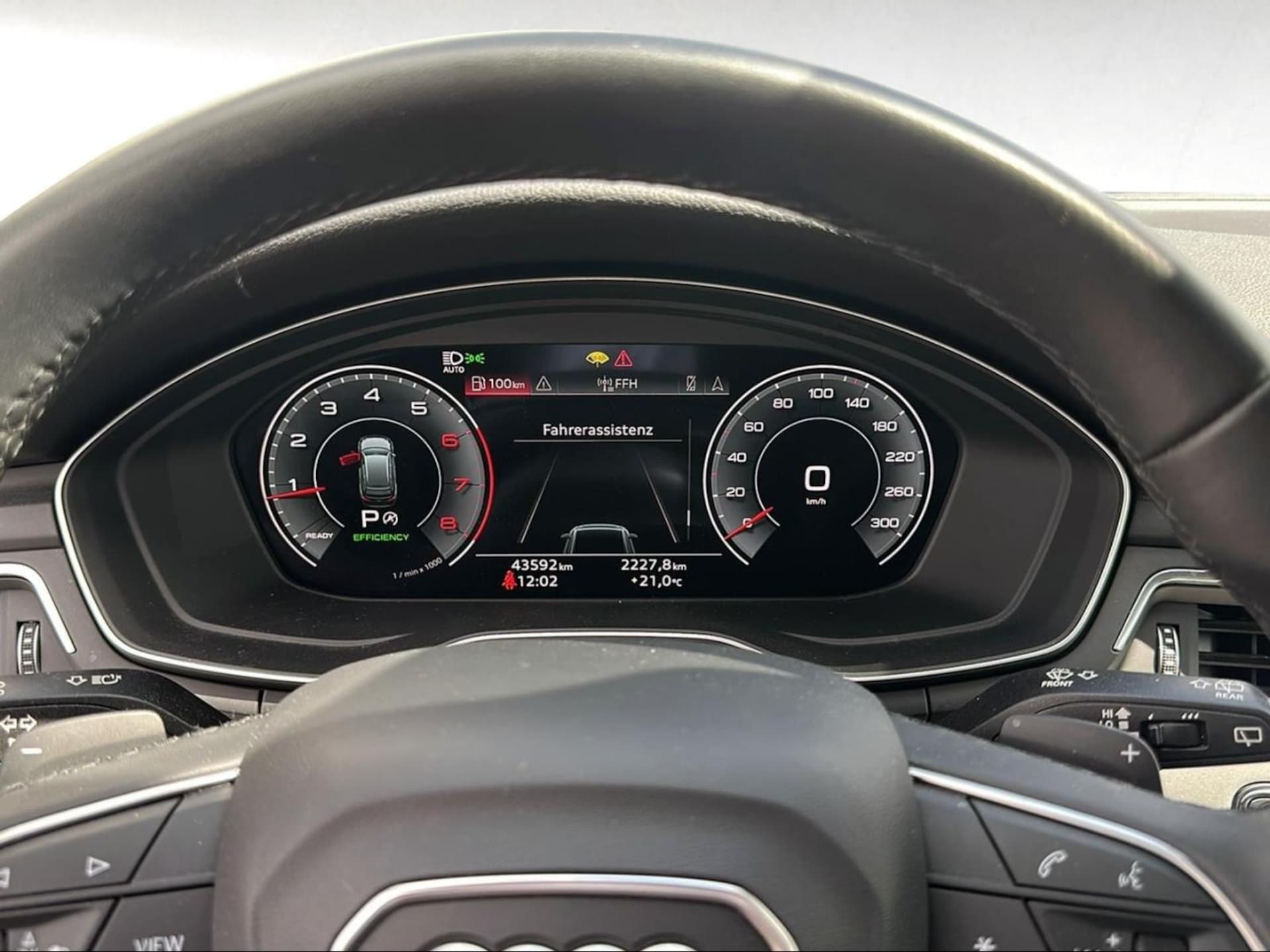 Audi A4 Avant S line