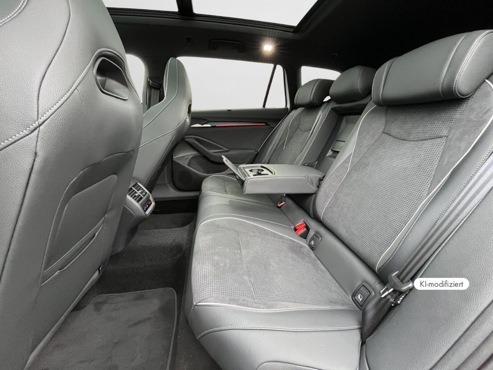 Škoda Superb Combi – Bild 14