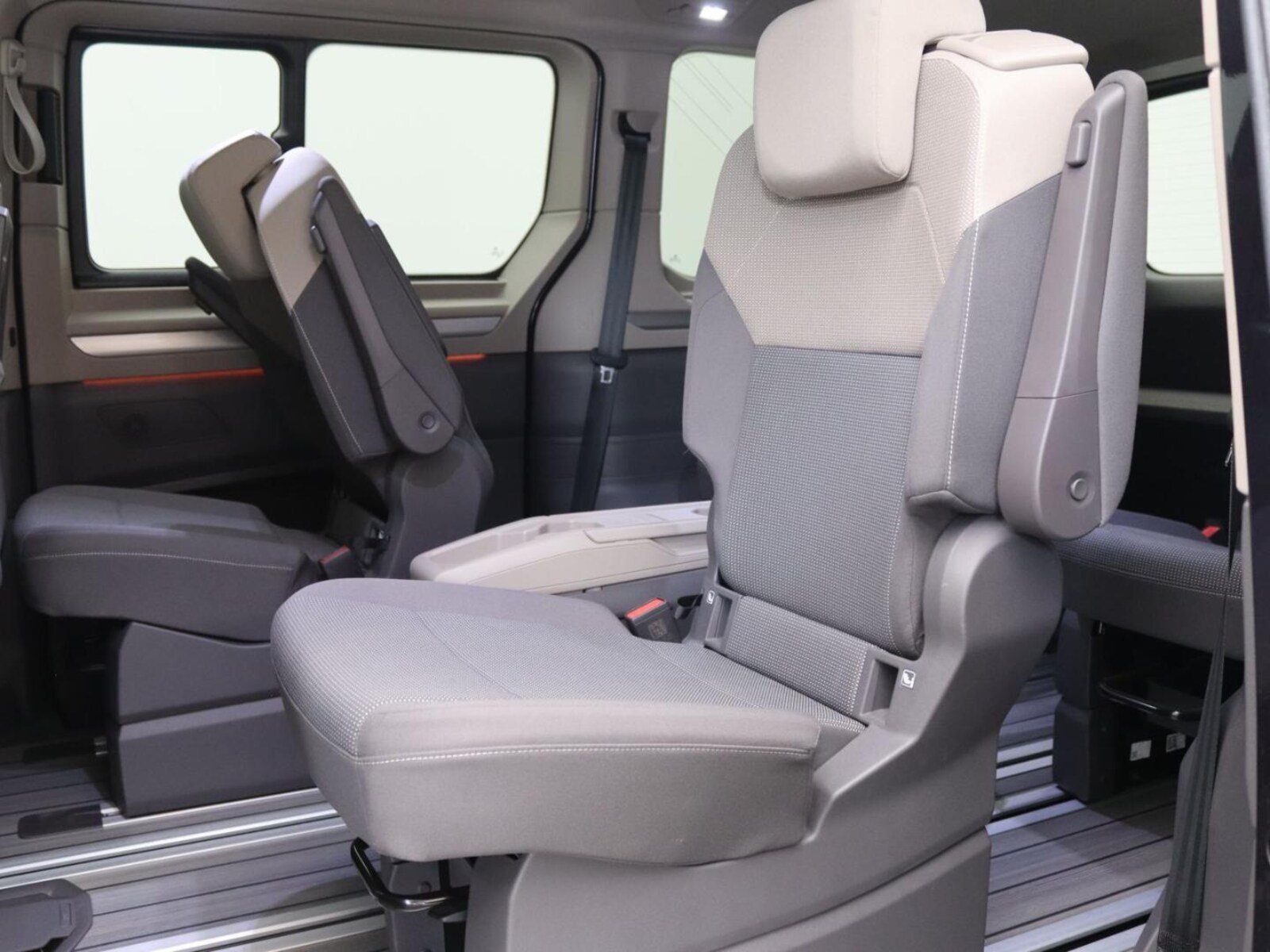 Volkswagen Multivan Langversion – Bild 14