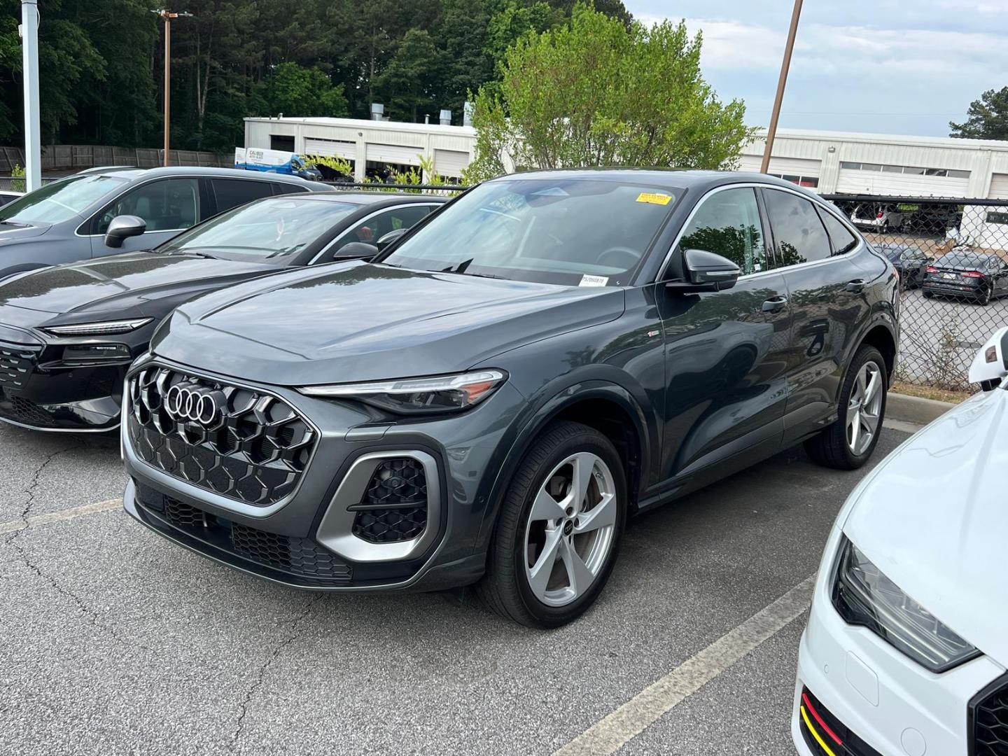 2025 Audi Q5 Sportback Premium Plus quattro's photo