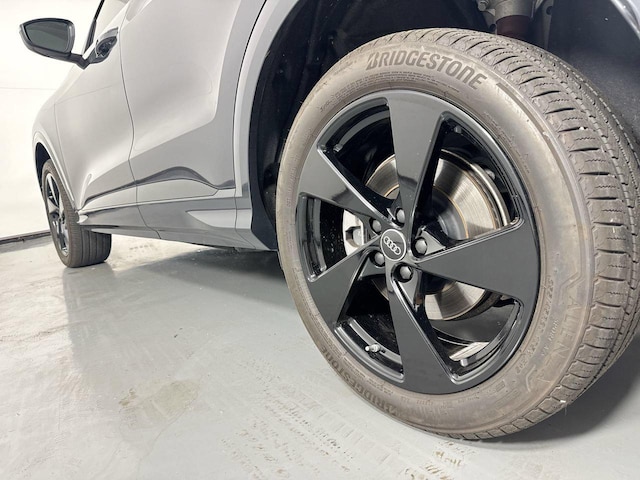 2025 Audi New Q5 Premium Plus - Photo 8