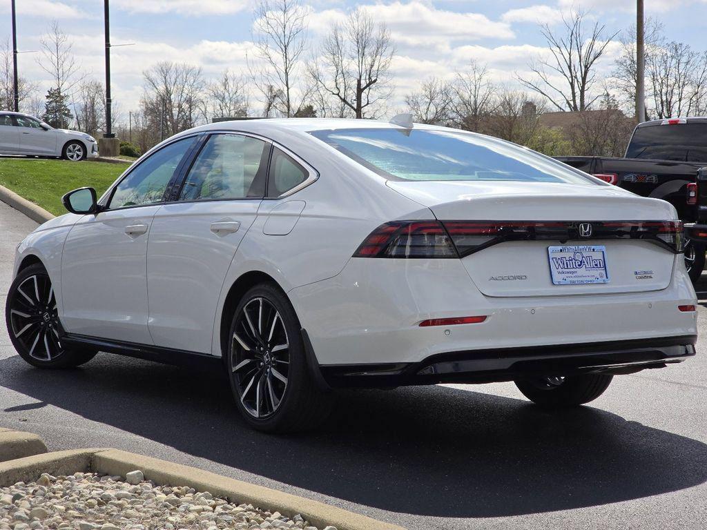 2023 Honda Accord Hybrid Touring - Photo 25