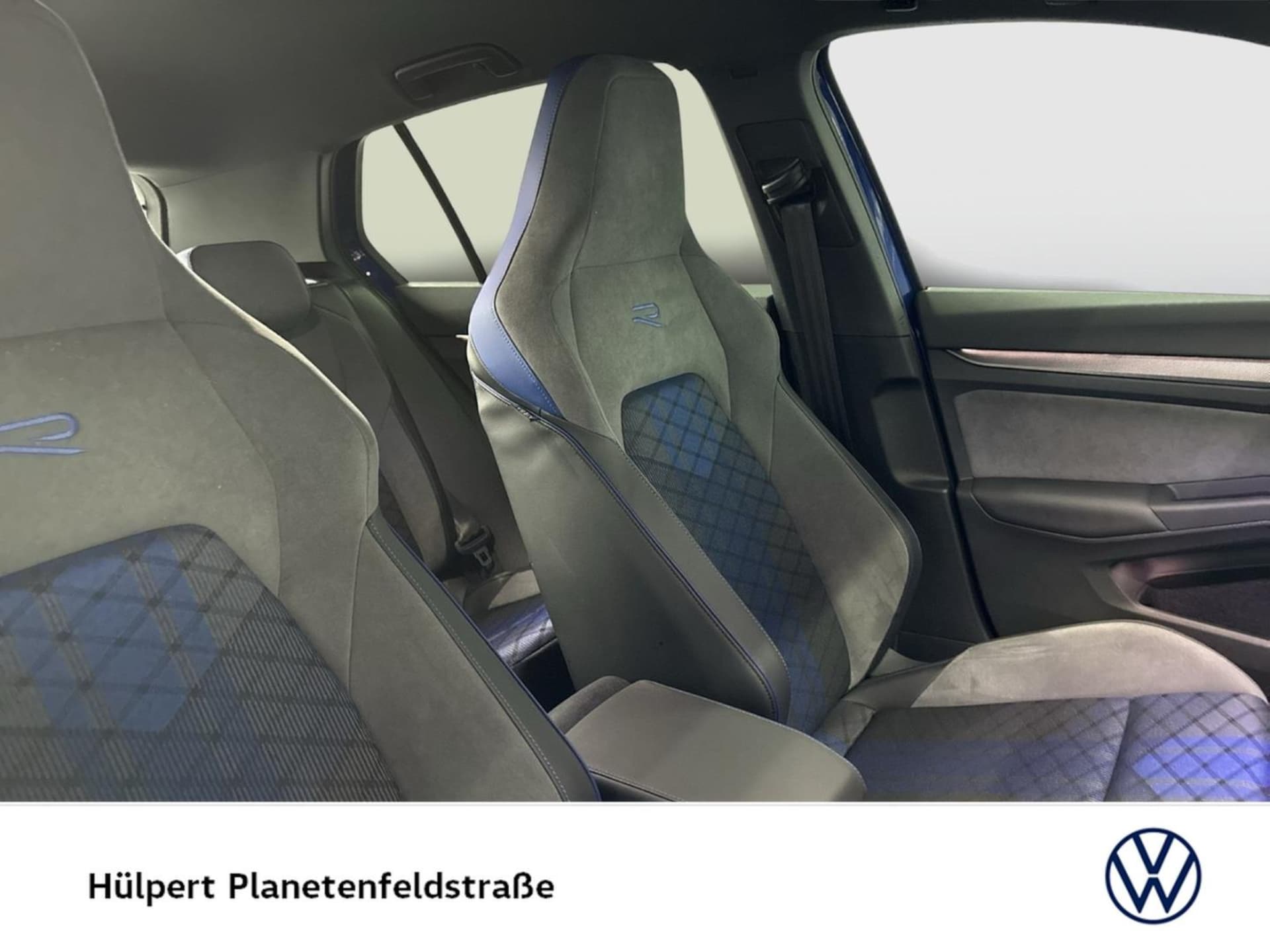 Volkswagen Golf R