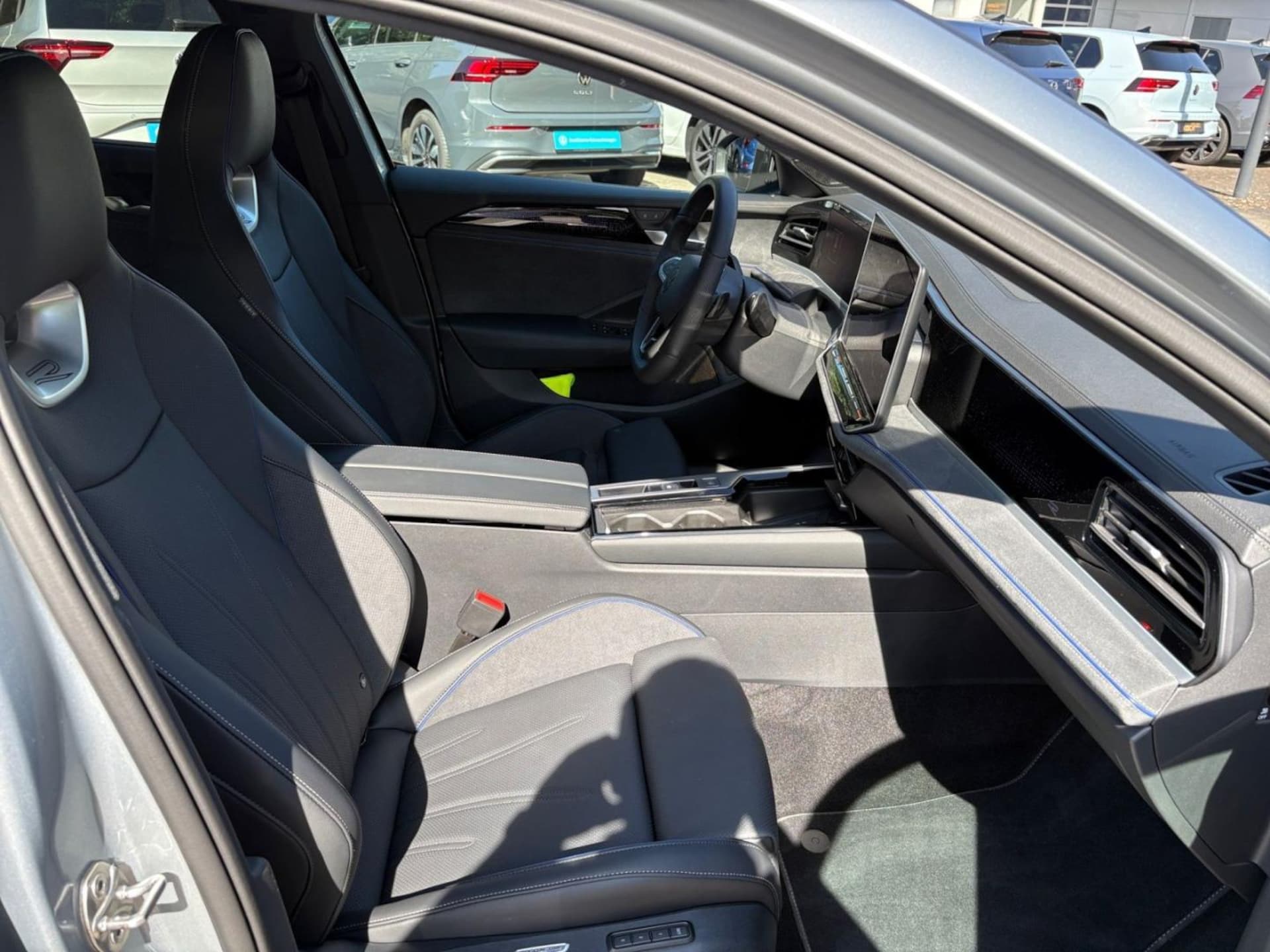 Volkswagen Passat R-Line