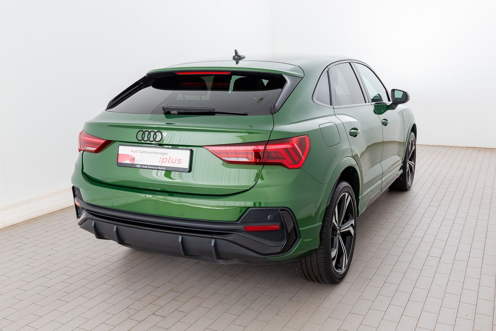 Image about Audi Q3 Sportback TFSI e 45 TFSI e S tronic