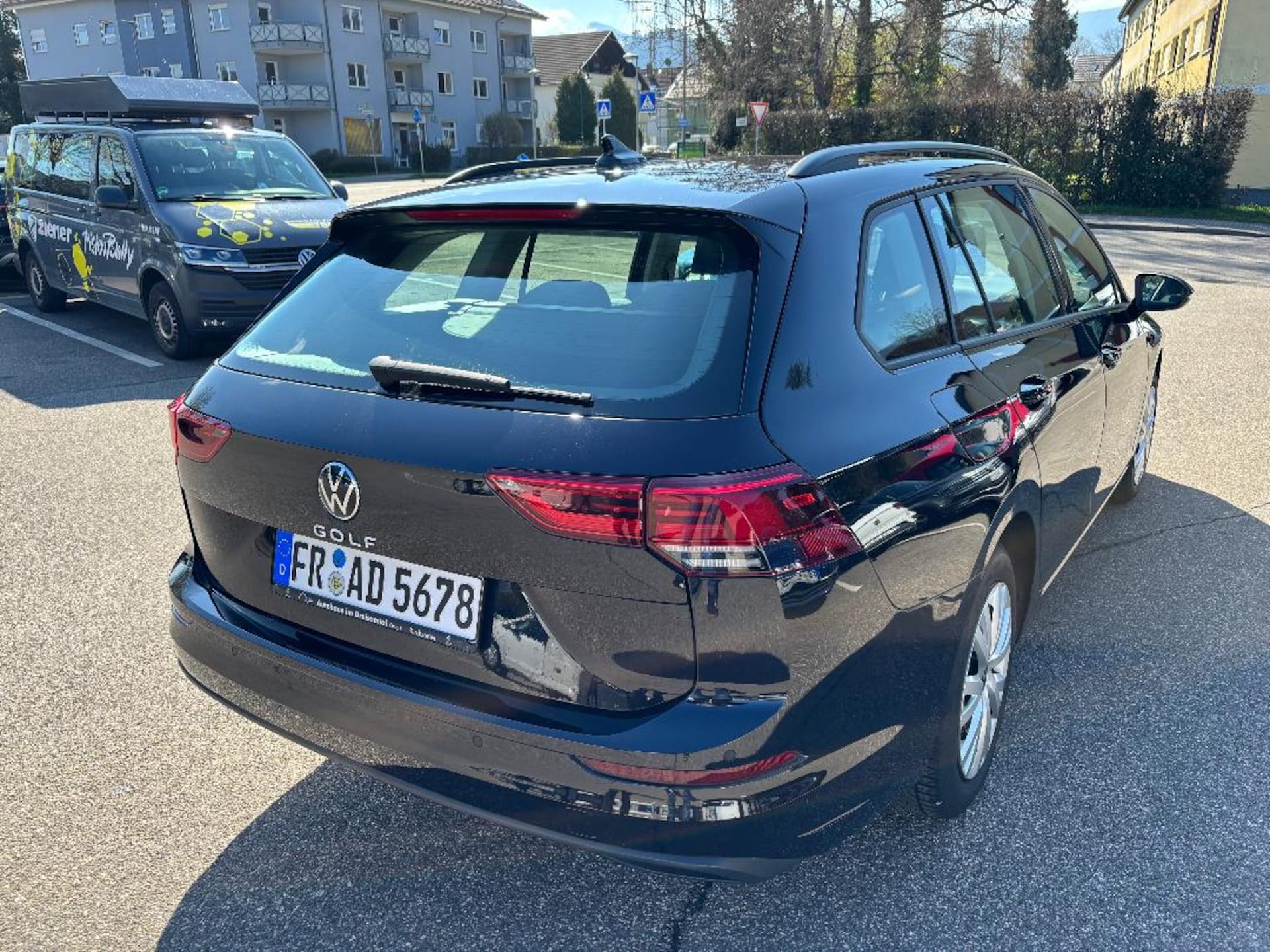 Volkswagen Golf Variant Life