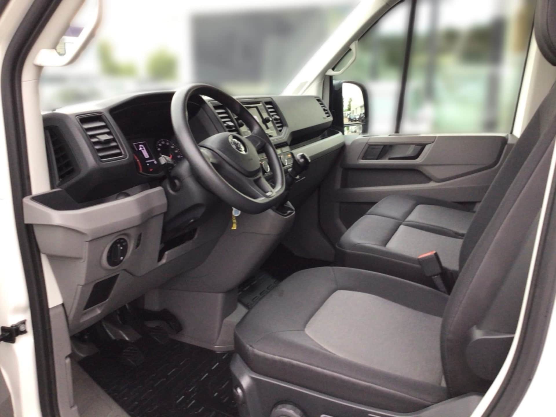 Volkswagen Crafter Kasten langer Radstand