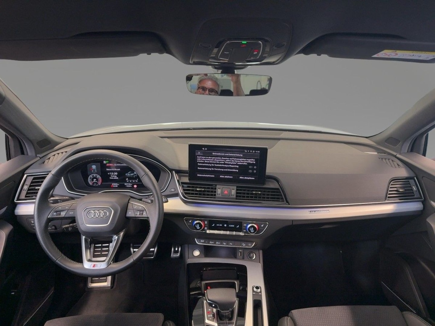 Bild über Audi Q5 40 TDI quattro 150 kW S tronic - für weitere Informationen kontaktieren Sie den Audi Partner