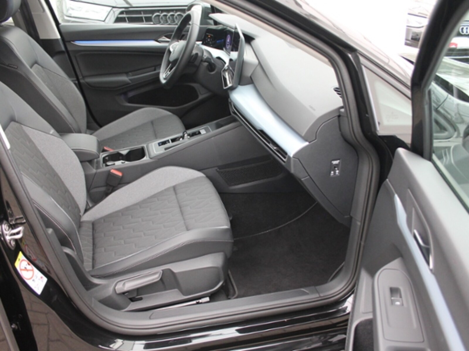 Volkswagen Golf Variant – Bild 15