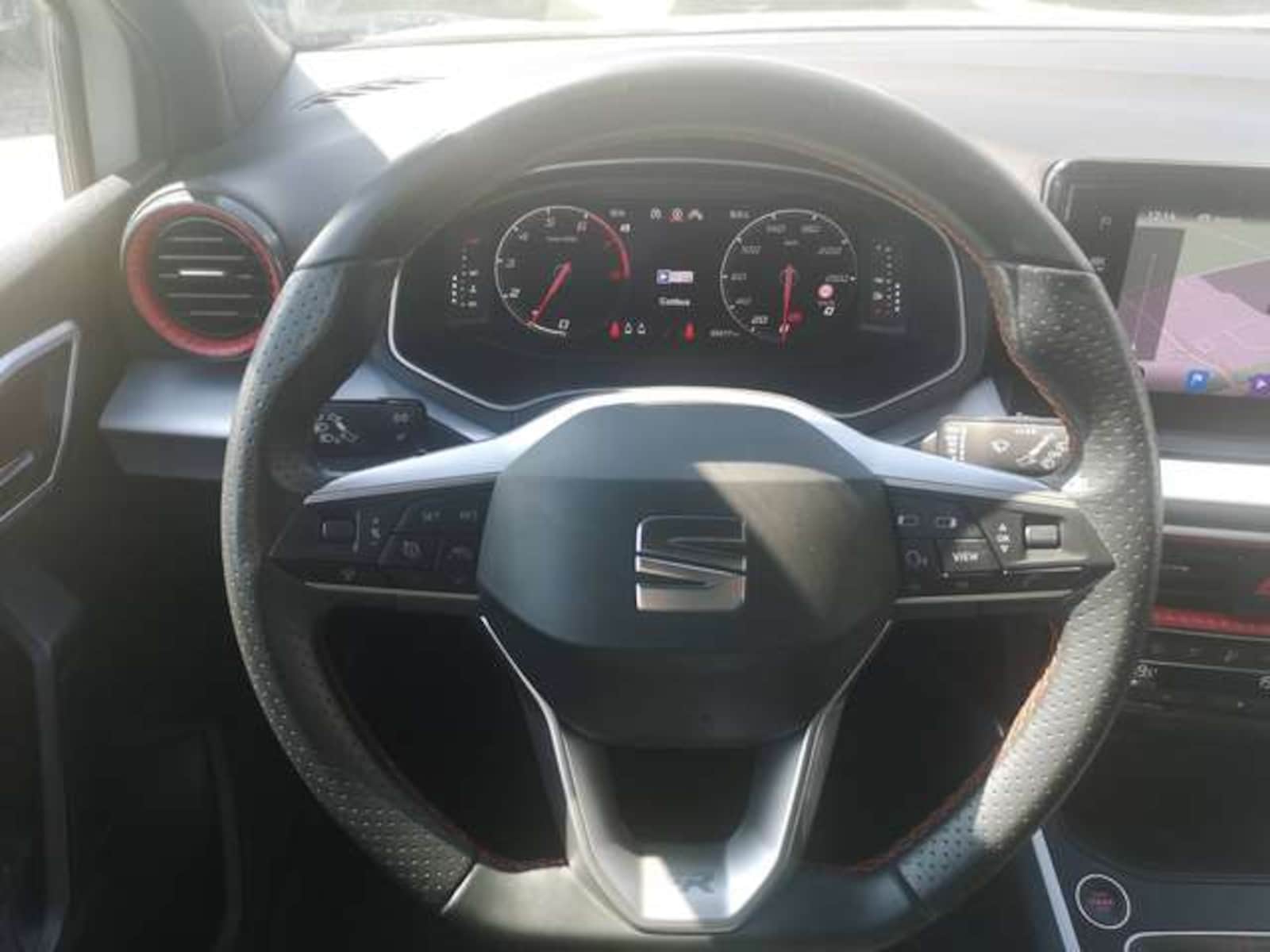 SEAT Arona – Bild 13