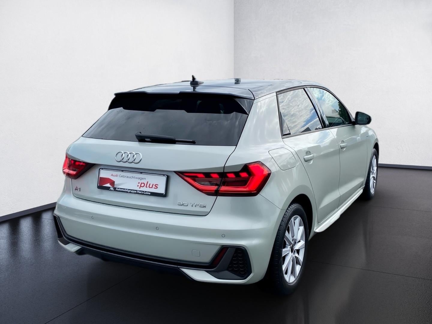 Bild über Audi A1 Sportback S line 30 TFSI S tronic - für weitere Informationen kontaktieren Sie den Audi Partner