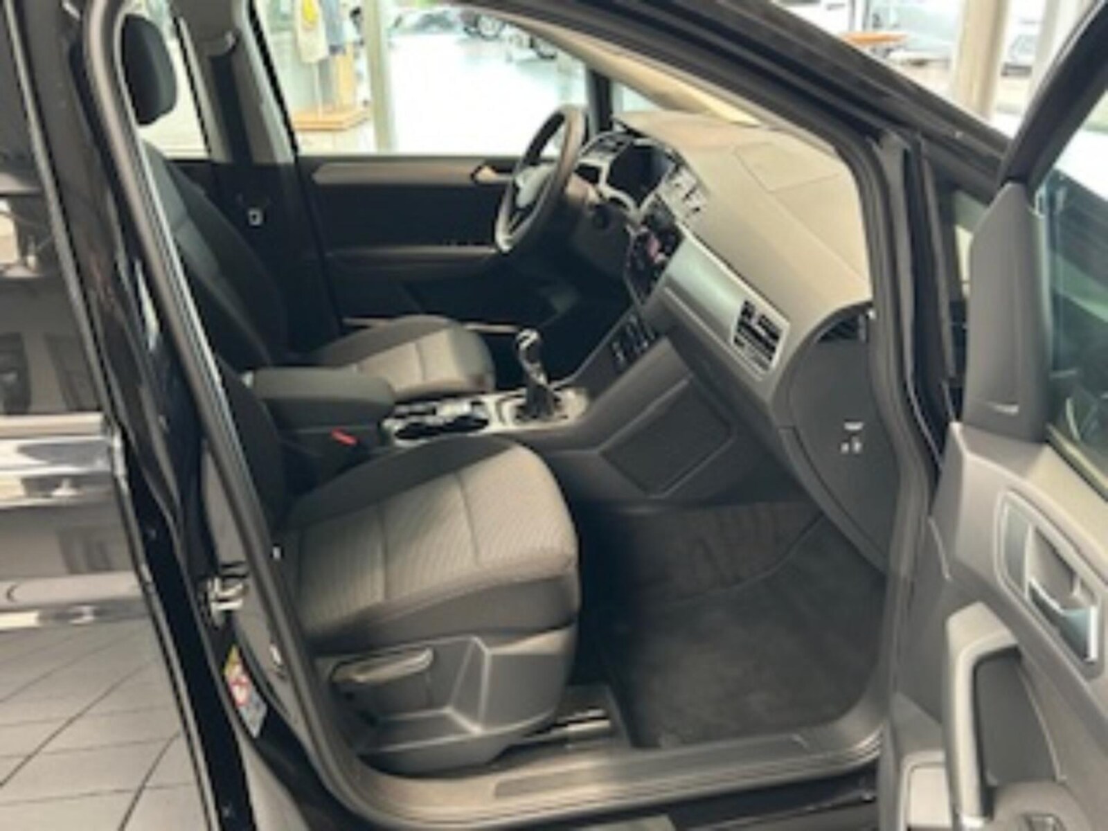Volkswagen Touran – Bild 28