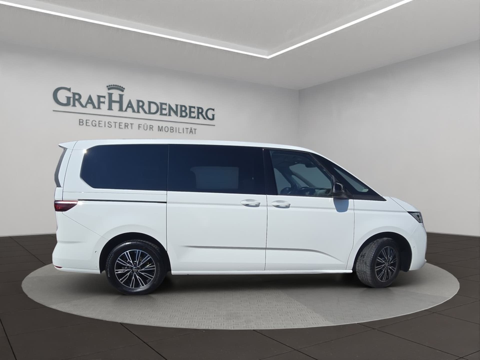 Volkswagen Multivan Langversion Basis-Modell