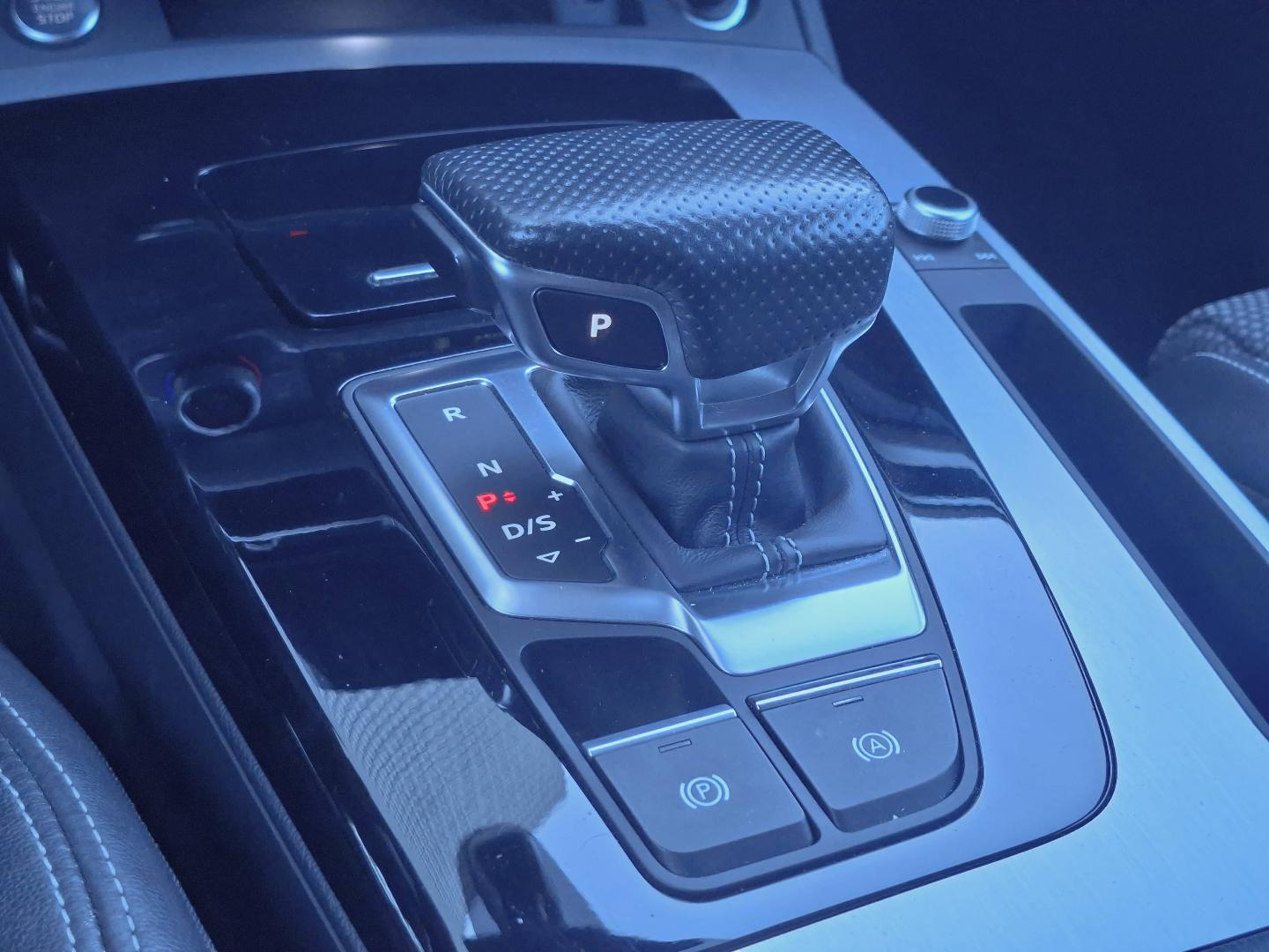 Image about Audi Q5 Sportback S line 40 TDI quattro 150 kW (204 ch) S tronic