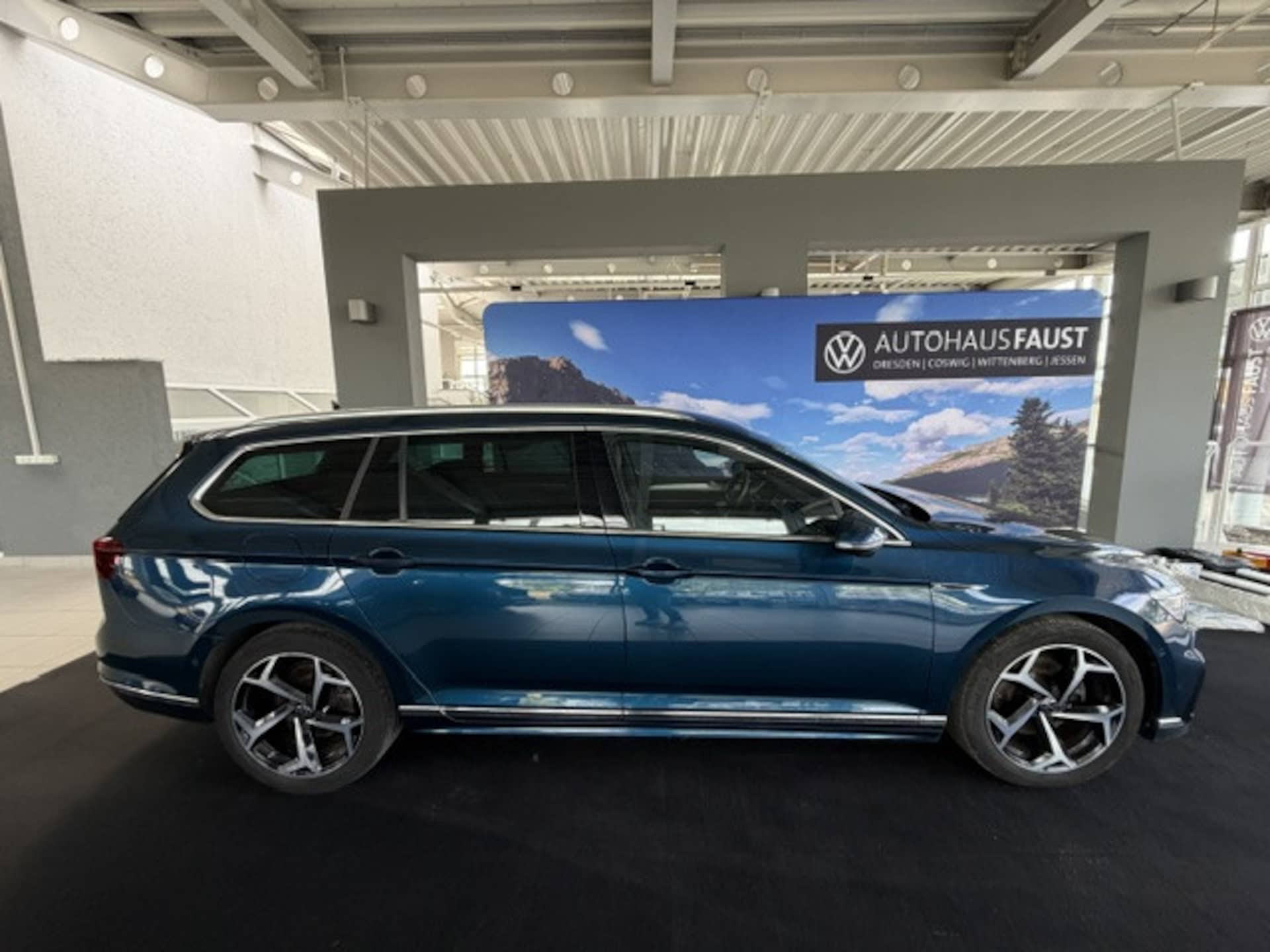 Volkswagen Passat Variant Elegance