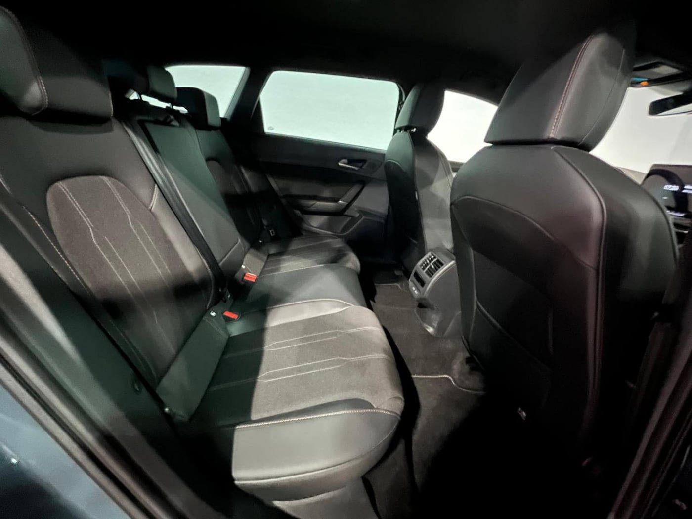 CUPRA Formentor 1.5 eTSI DSG 110 kW (150 CV) — photo 6