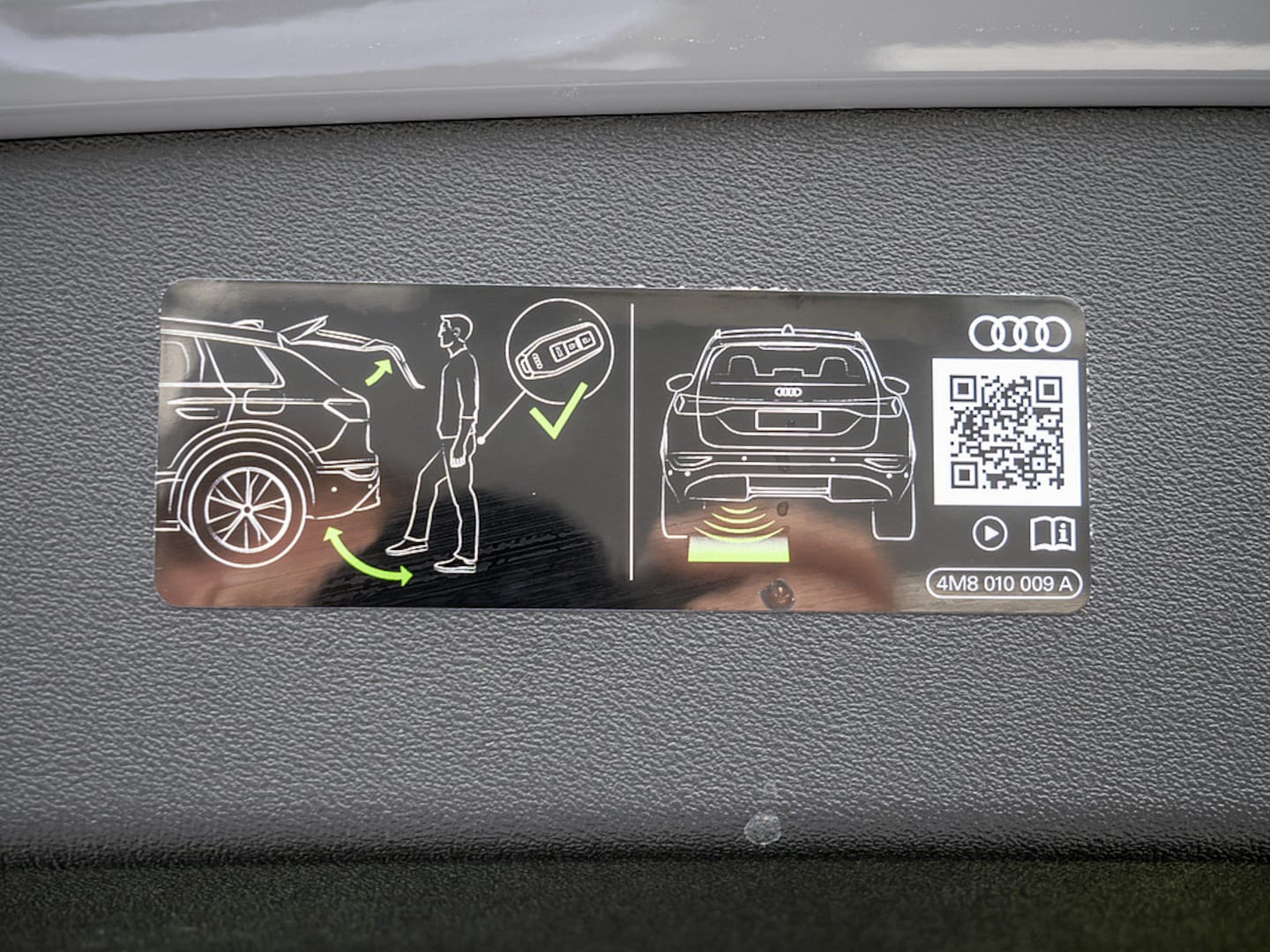 Bild über Audi Q4 e-tron 45 e-tron - für weitere Informationen kontaktieren Sie den Audi Partner