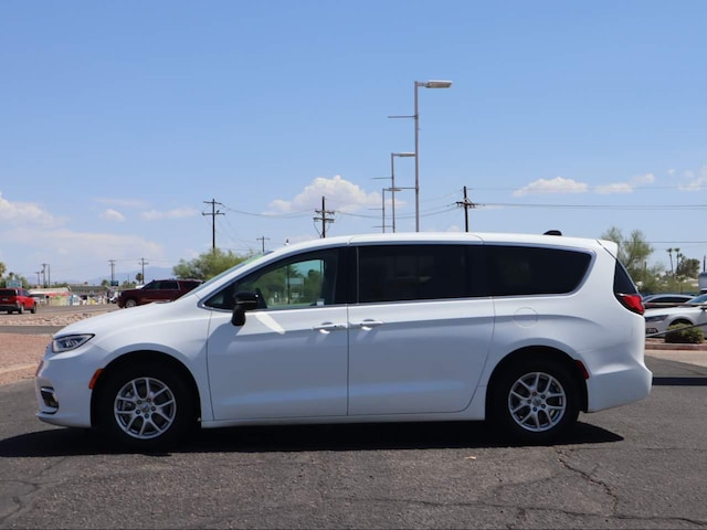 2024 Chrysler Pacifica