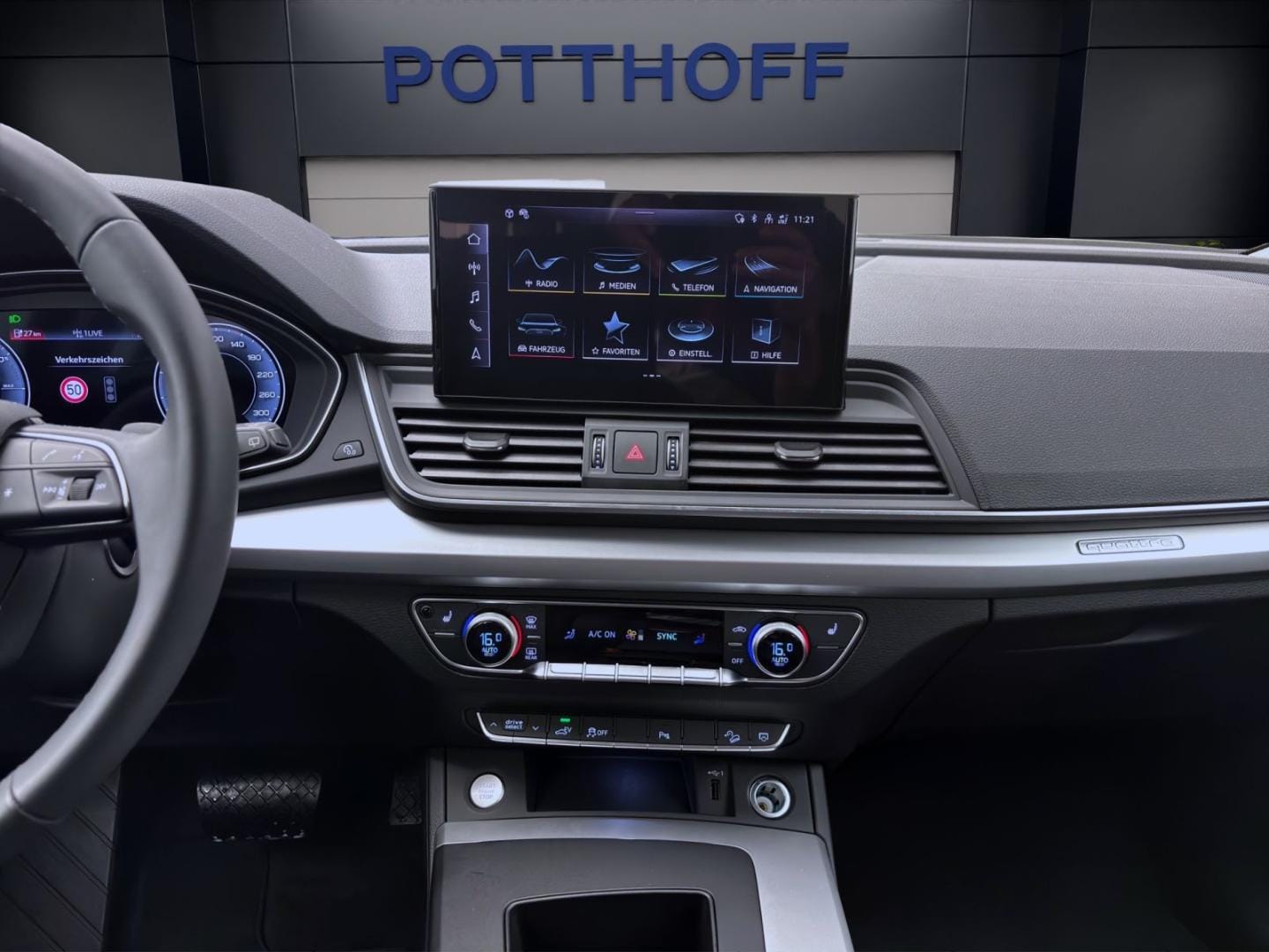 Bild über Audi Q5 TFSI e S line 55 TFSI e quattro S tronic - für weitere Informationen kontaktieren Sie den Audi Partner