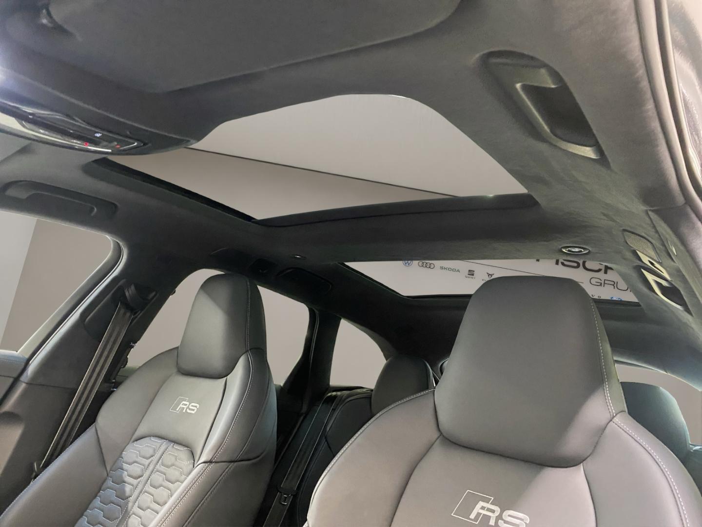 Image about Audi RS 6 Avant performance quattro tiptronic