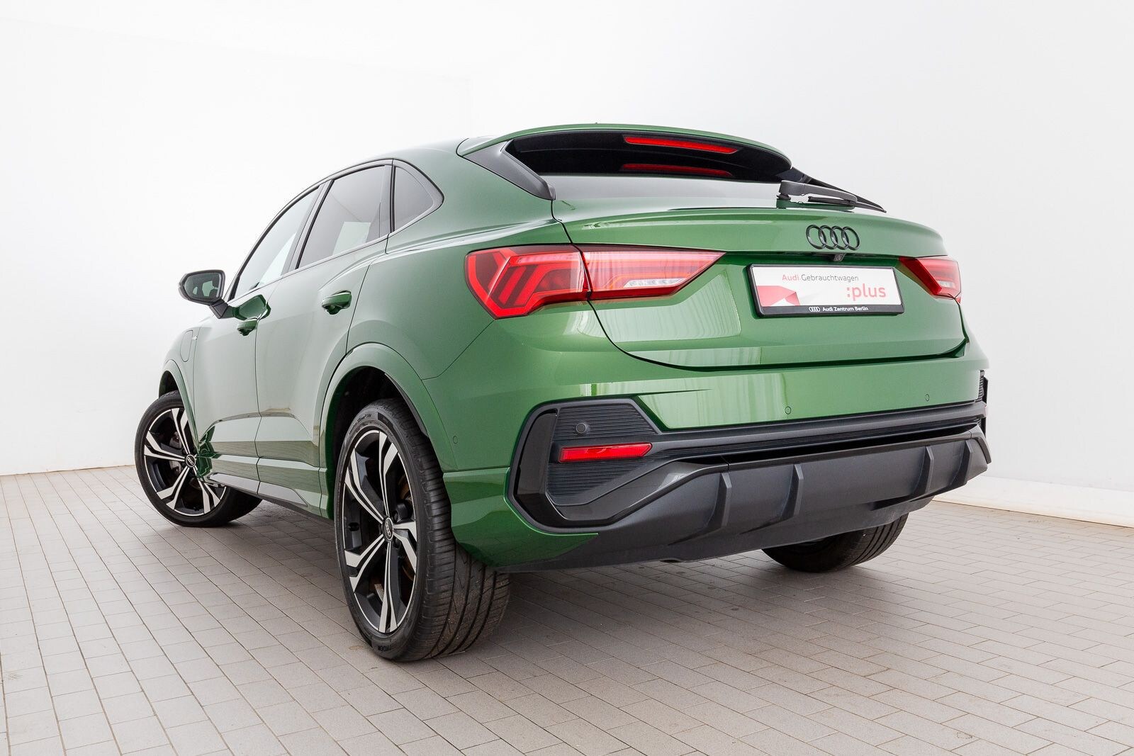 Image about Audi Q3 Sportback TFSI e 45 TFSI e S tronic