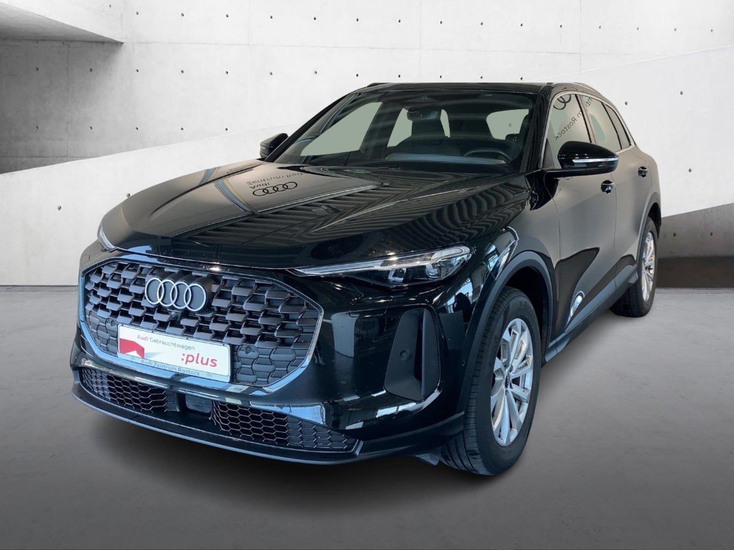 Bild über Audi Q5 SUV TFSI quattro 150 kW S tronic - für weitere Informationen kontaktieren Sie den Audi Partner