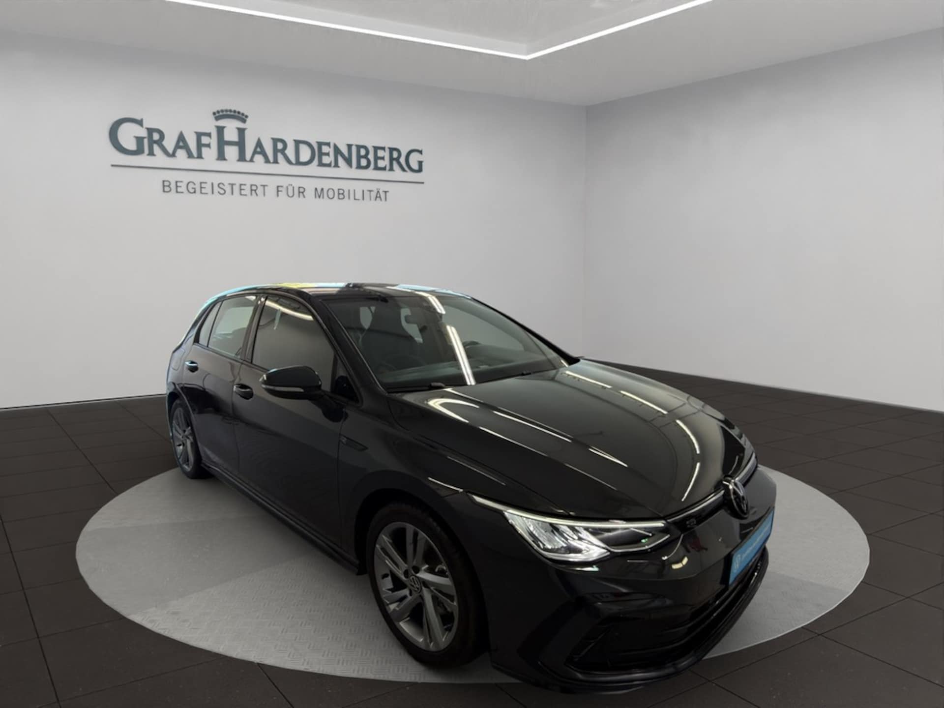 Volkswagen Golf R-Line