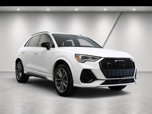 Image de {{modelName}} 2024 Audi Q3 SUV 