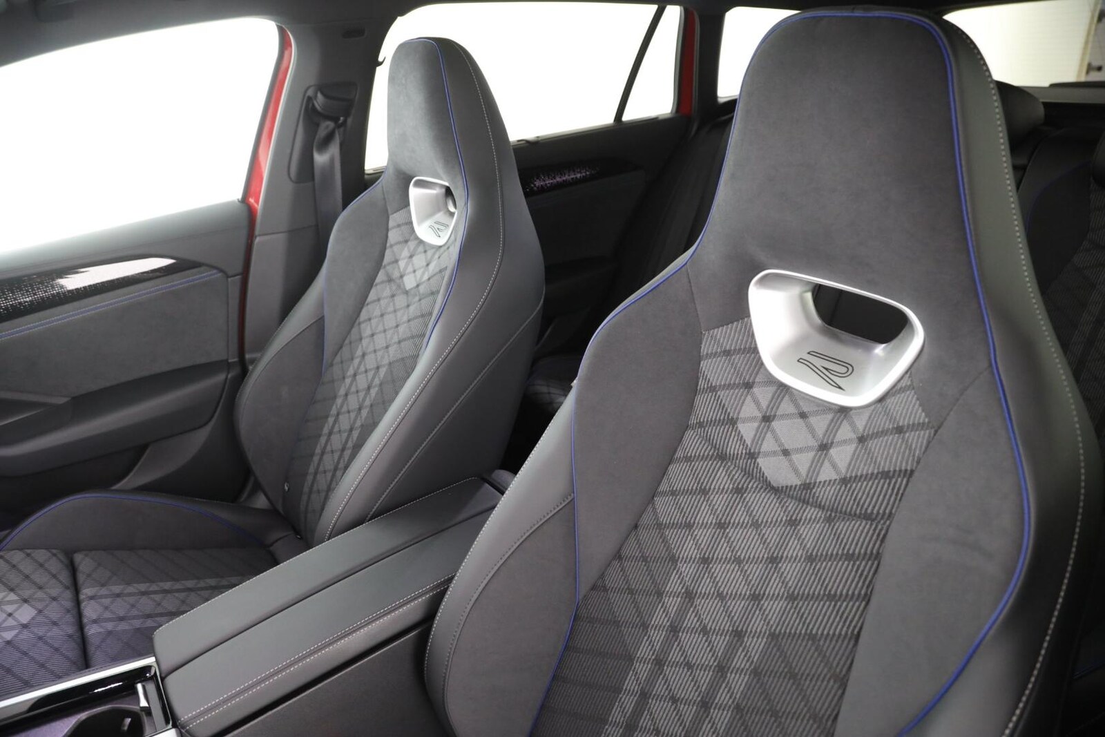 Volkswagen Passat – Bild 12